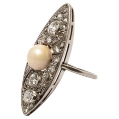 Antique Cocktail ring 18k gold with Flood pearl & Diamonds