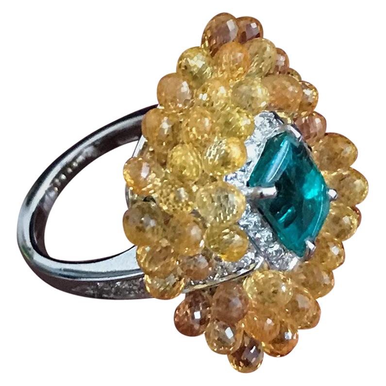 Diamond Cocktail Ring 2.09 Ct Cut Emerald and Briolette Cut Yellow Sapphires For Sale