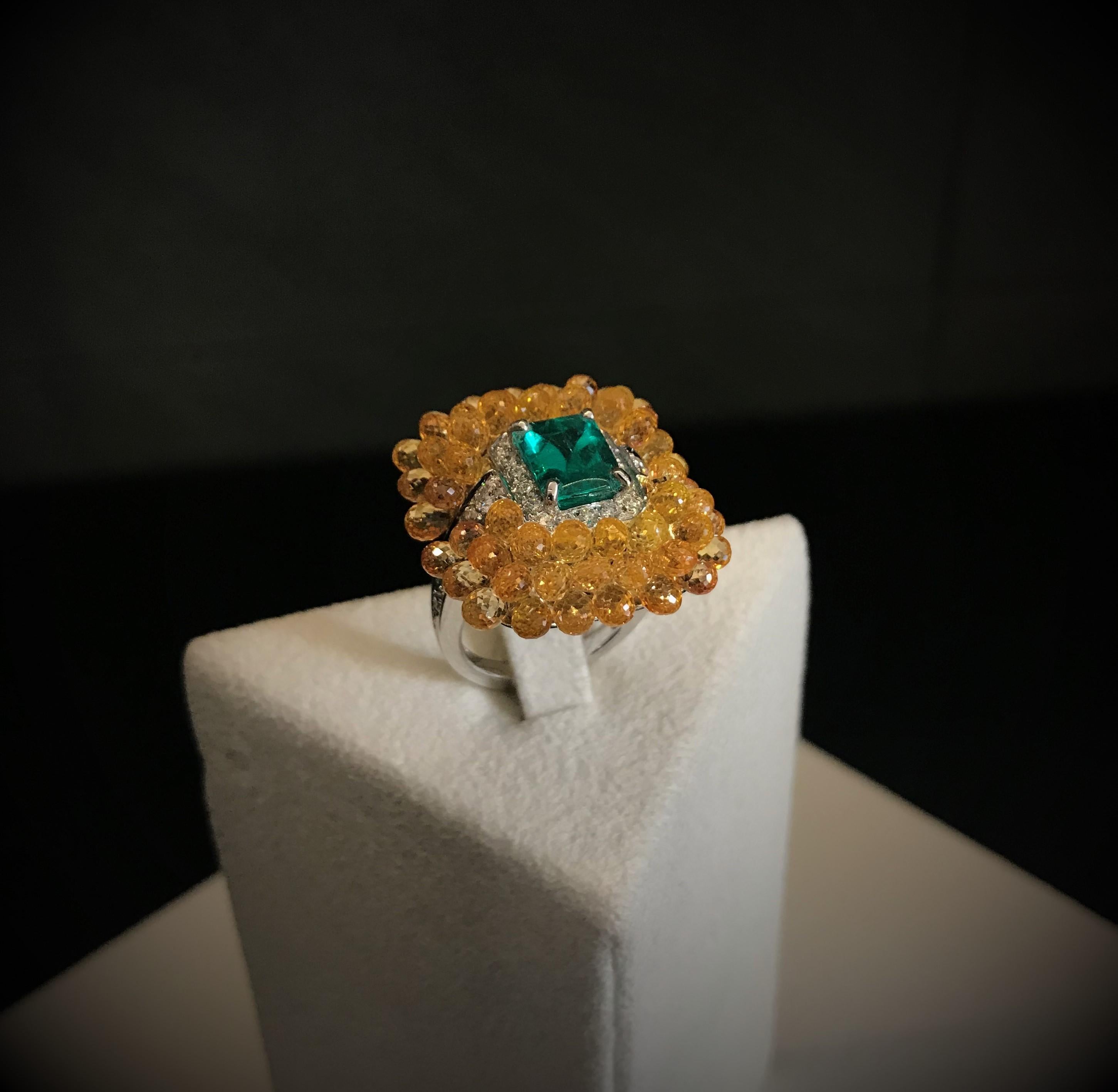 Contemporary Diamond Cocktail Ring 2.09 Ct Cut Emerald and Briolette Cut Yellow Sapphires For Sale