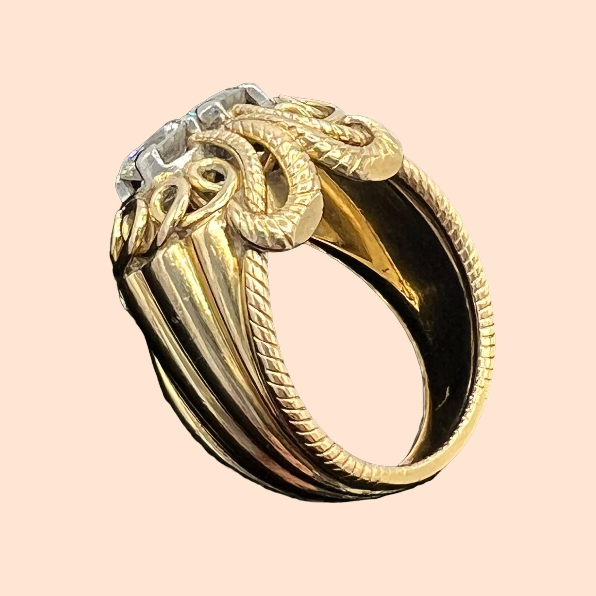 Cocktail Ring from the 1950s in 18 Carat Gold, Set with Two Modern Cut Diamond In Good Condition In SAINT-OUEN-SUR-SEINE, FR