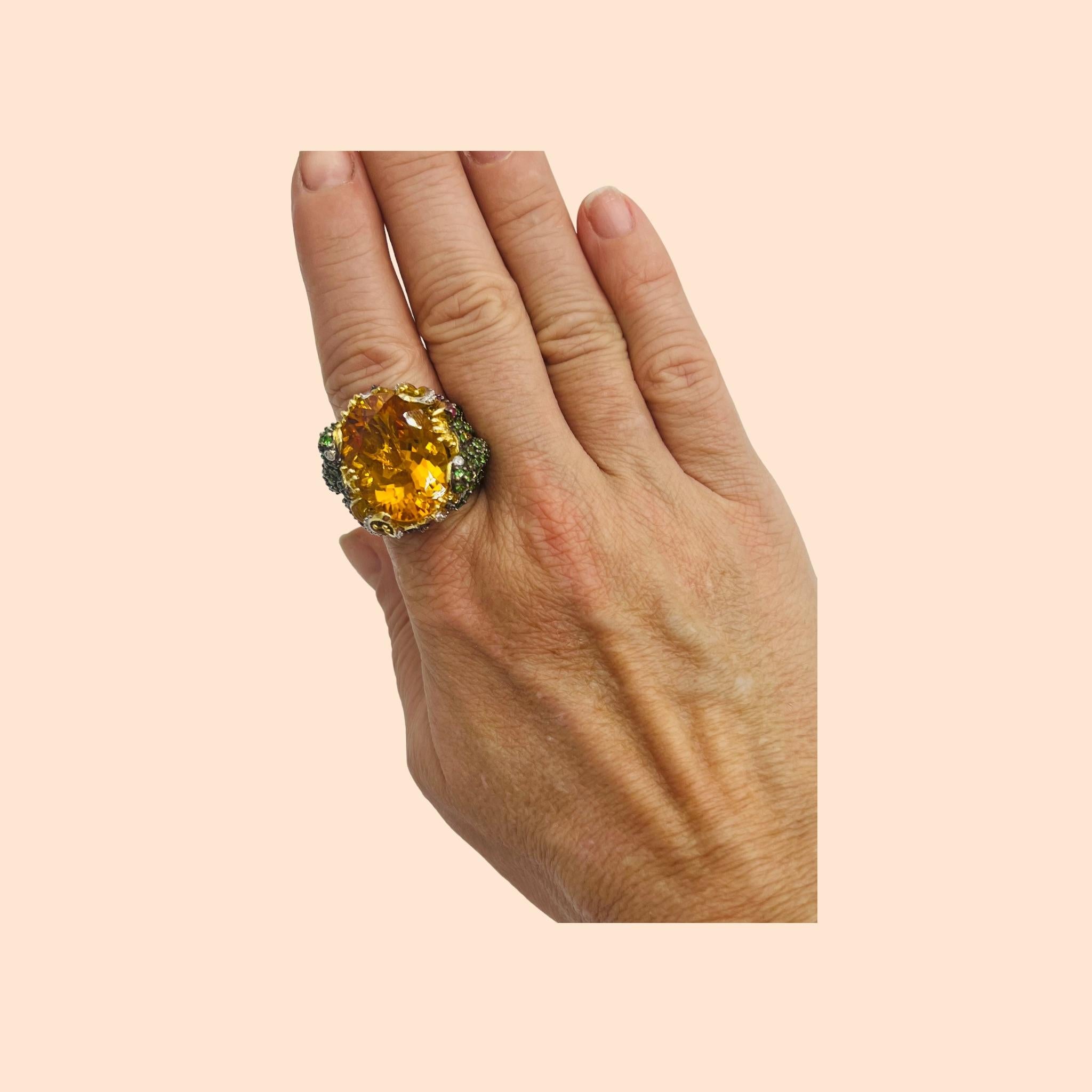 Cocktail ring in 18 carat gold set with a superb citrine 10