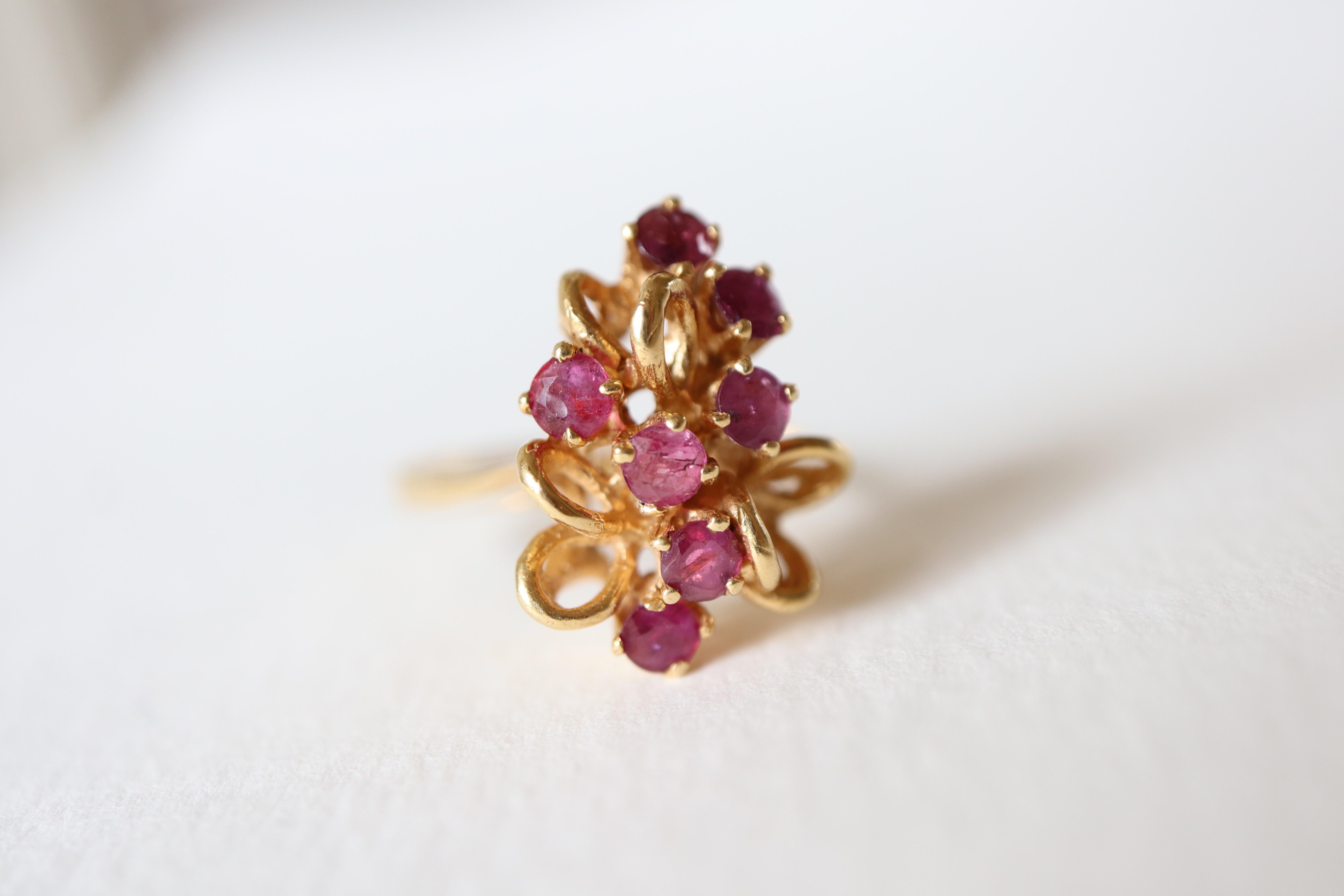 Cocktail  Ring in 18 carat Yellow gold circa 1970  For Sale 6