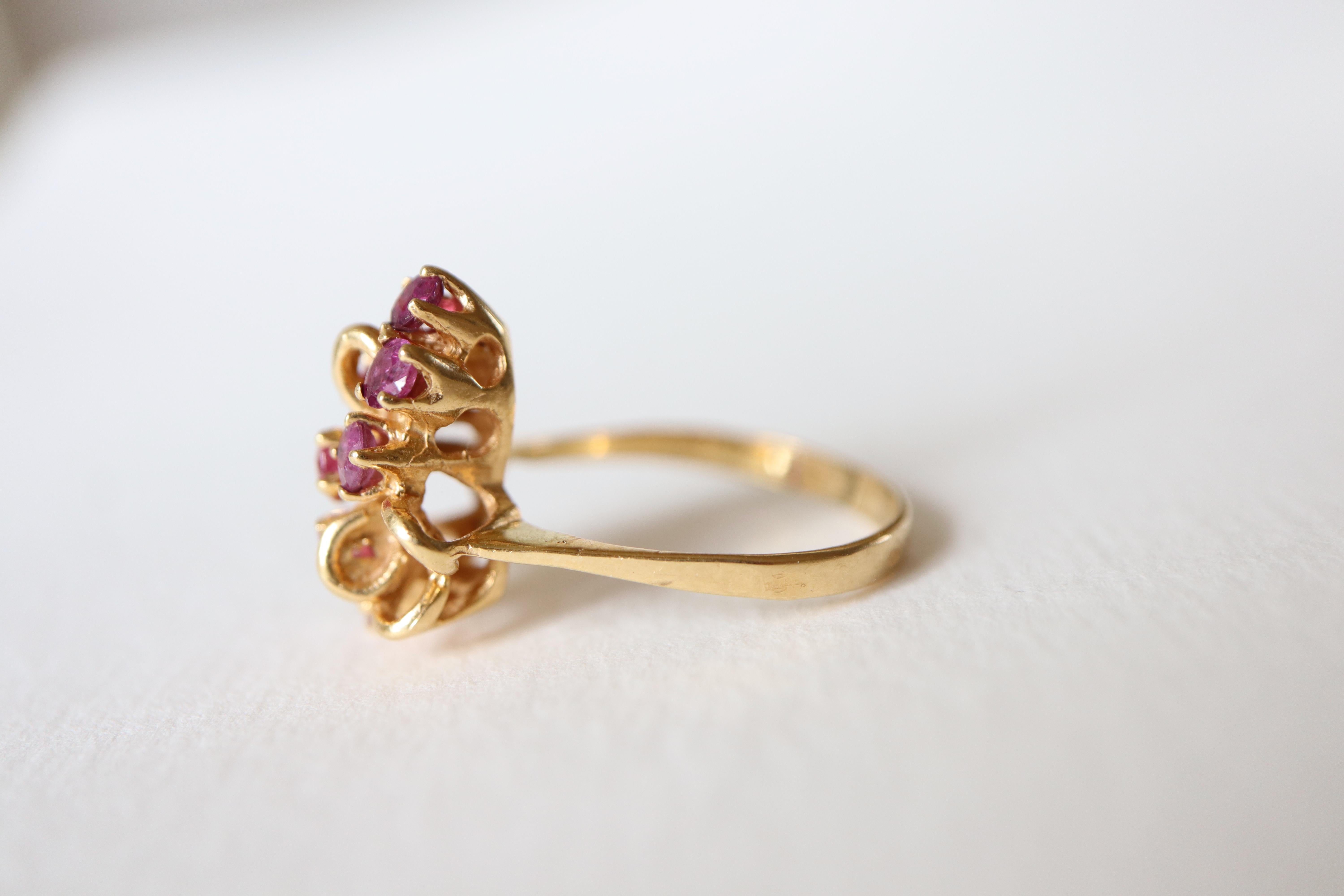 Cocktail  Ring in 18 carat Yellow gold circa 1970  For Sale 7
