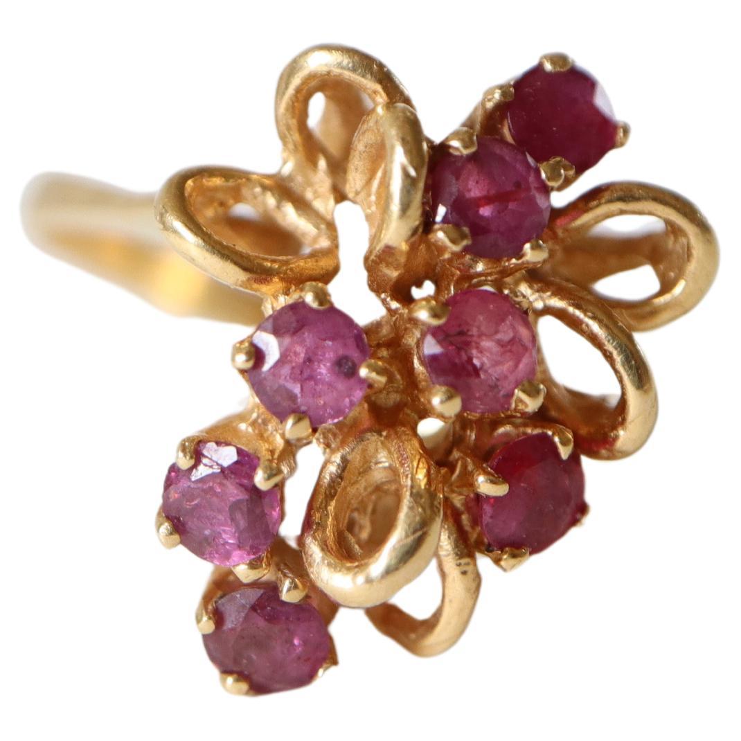 Cocktail  Ring in 18 carat Yellow gold circa 1970  For Sale
