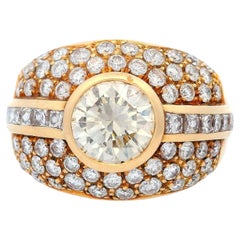 Cocktail Ring in 18kt Gold yellow Gold with 3.70 CTW in Diamonds