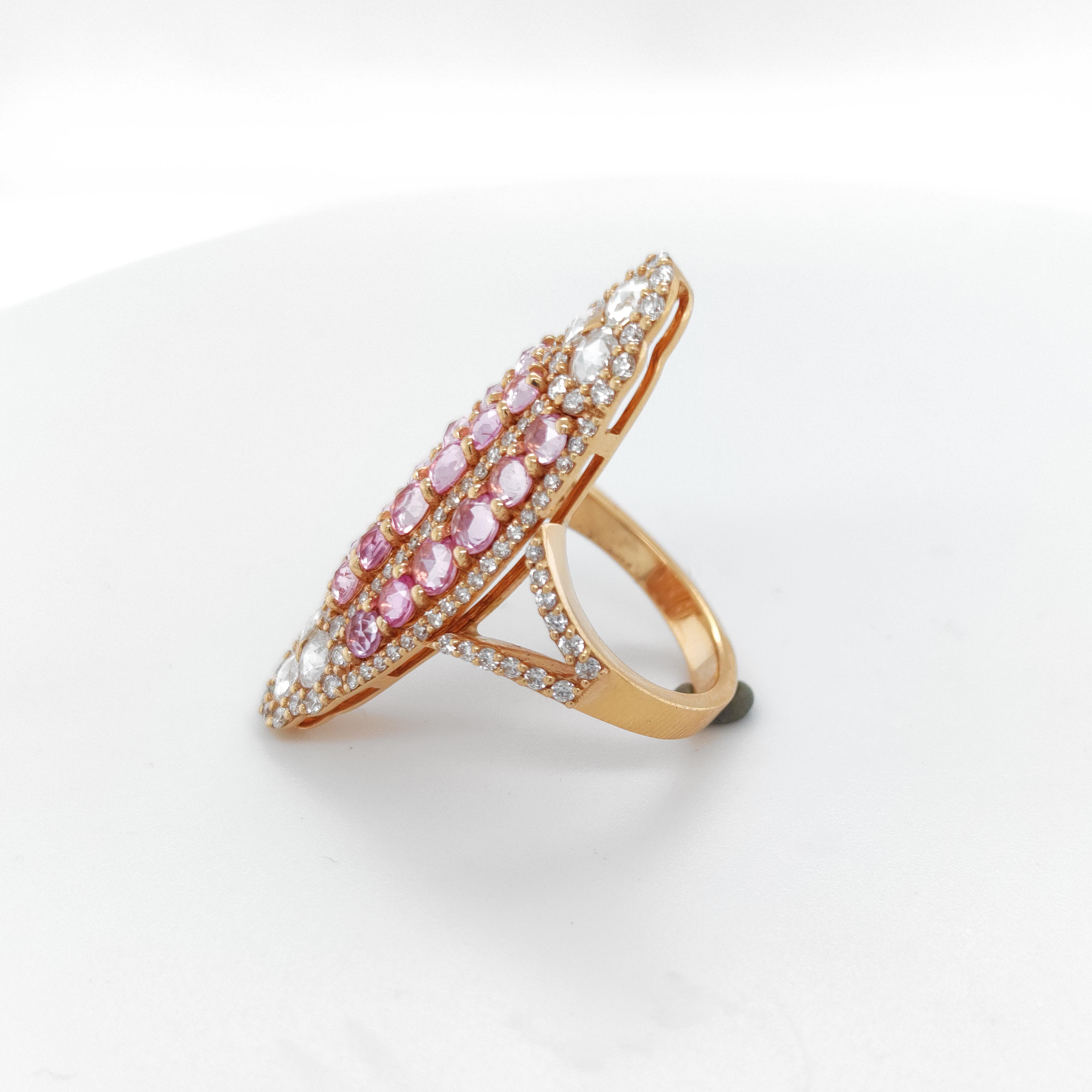 Brilliant Cut Cocktail ring in 18Kt White Gold, 1, 75 cts Diamonds & 2, 35 cts Pink Sapphires For Sale