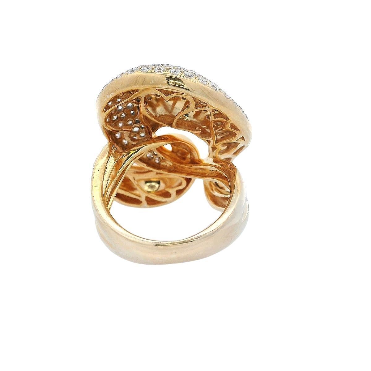 Cocktail Ring in 18kt yellow Gold with 3.00 CTW in Diamonds 1