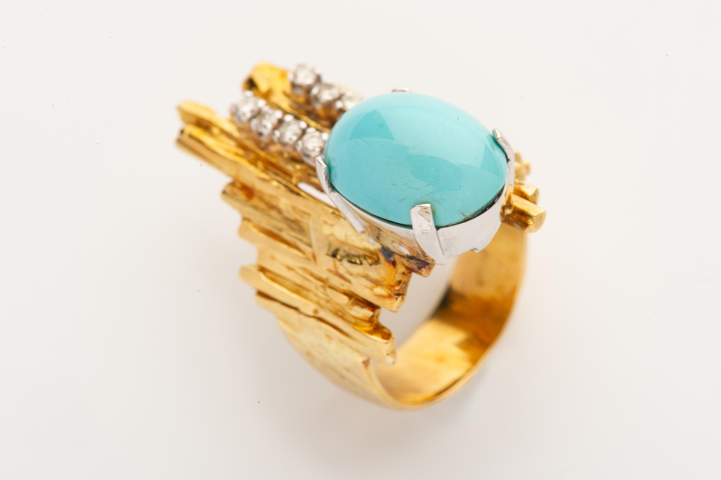European Cocktail Ring in Turquoise Cabochon and Diamonds For Sale
