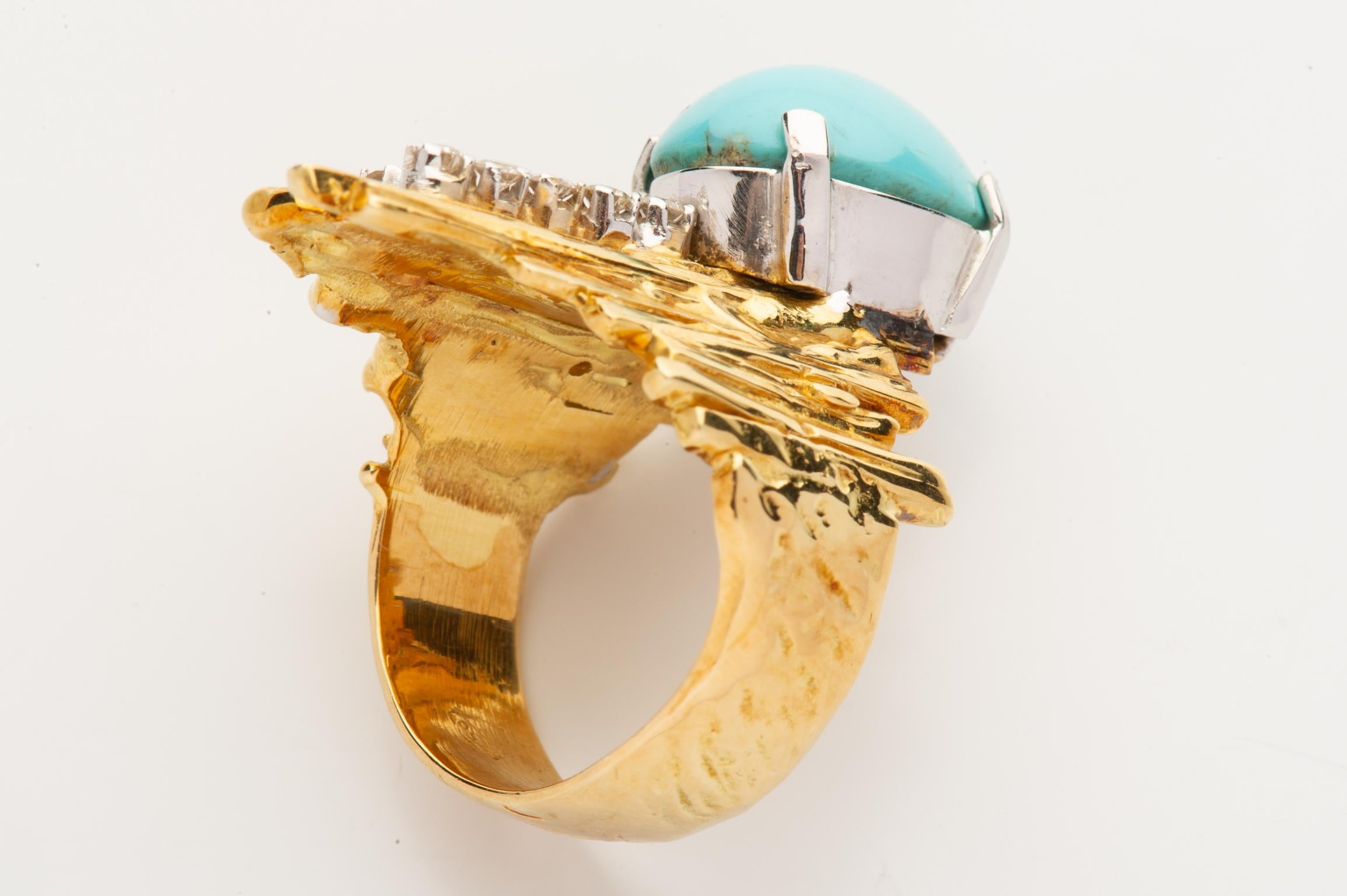 Contemporary Cocktail Ring in Turquoise Cabochon and Diamonds For Sale
