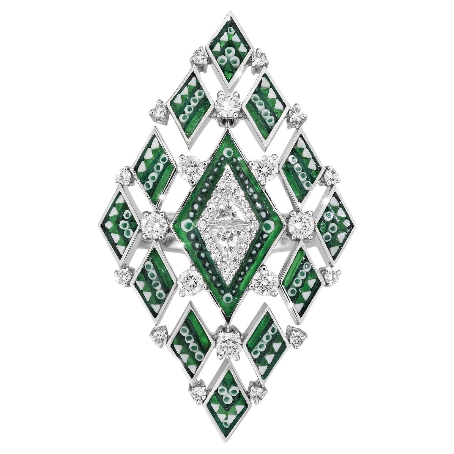 Cocktail Ring in White Gold with White Diamonds, Emeralds and Micromosaic