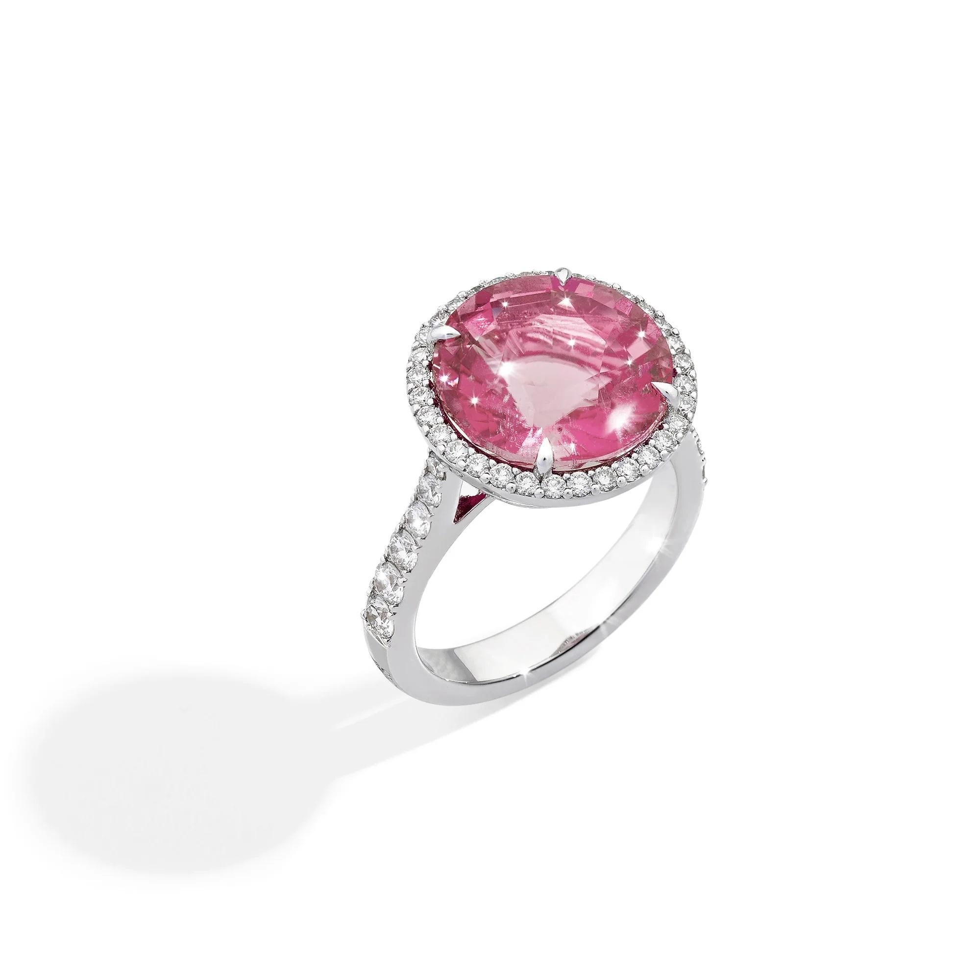 Contemporary Cocktail RIng in White Gold with White Diamonds, Tourmaline and Micromosaic For Sale