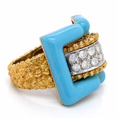 Cocktail Ring- Mid-Century 0.75 CTW VVS Diamonds & Enameled in 18 kt Gold.