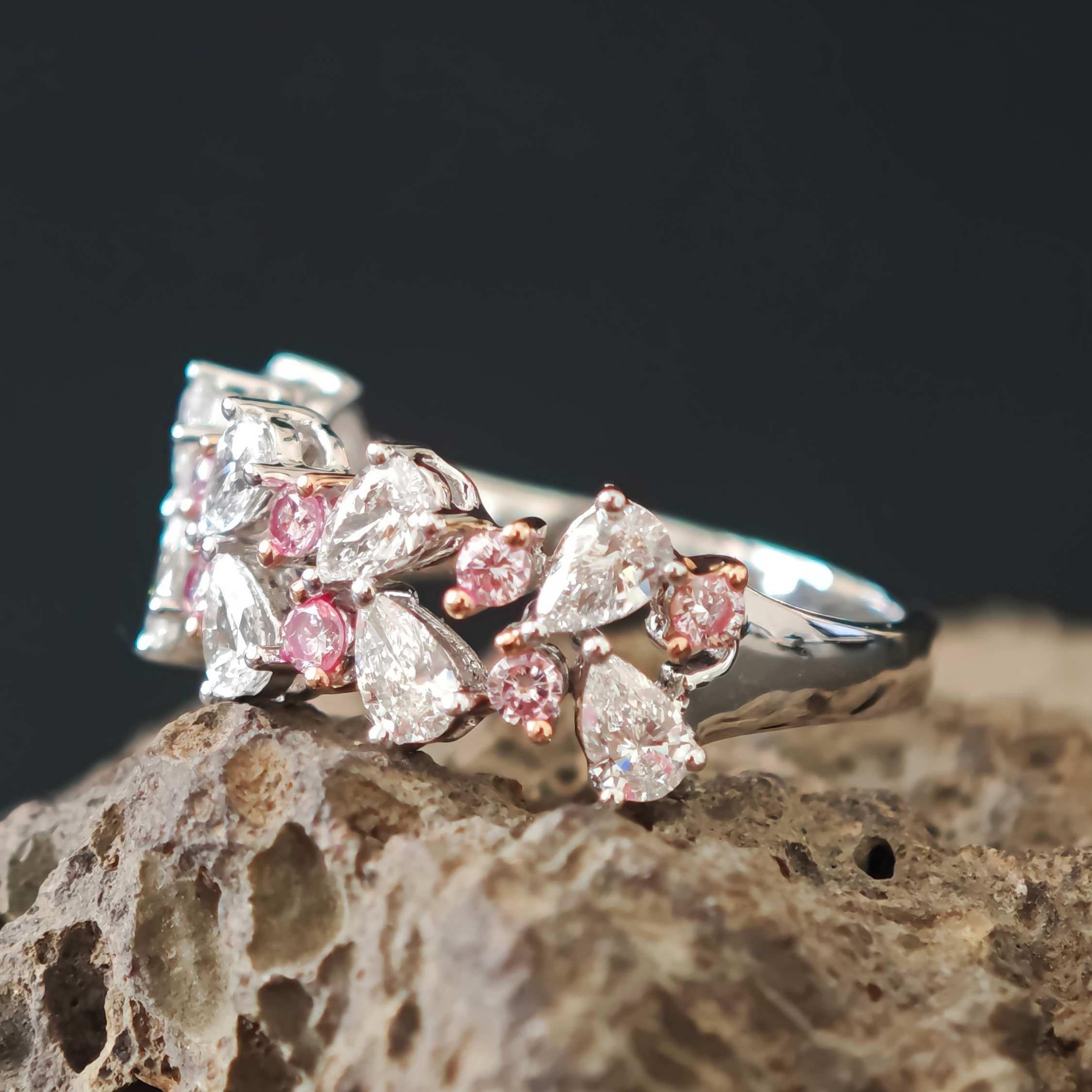 Cocktailring, natürliche runde Pink & Pear White Diamanten 1,28 ct.  18K Gold im Angebot 9