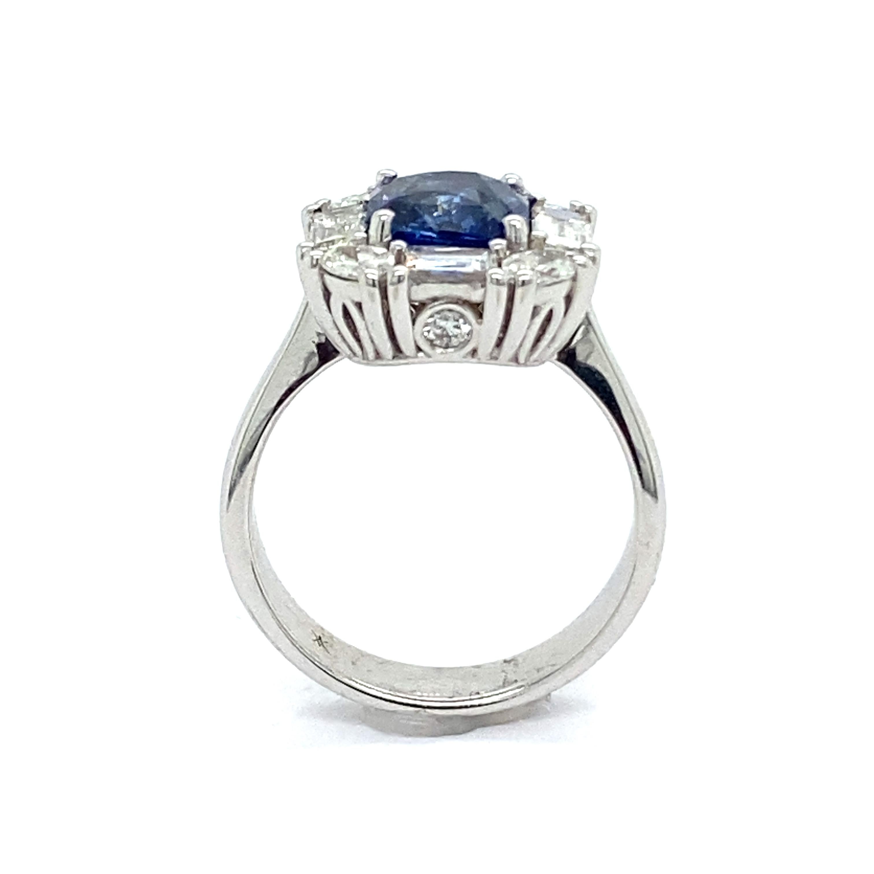 Baguette Cut Cocktail Ring Natural Sapphire and Diamonds For Sale