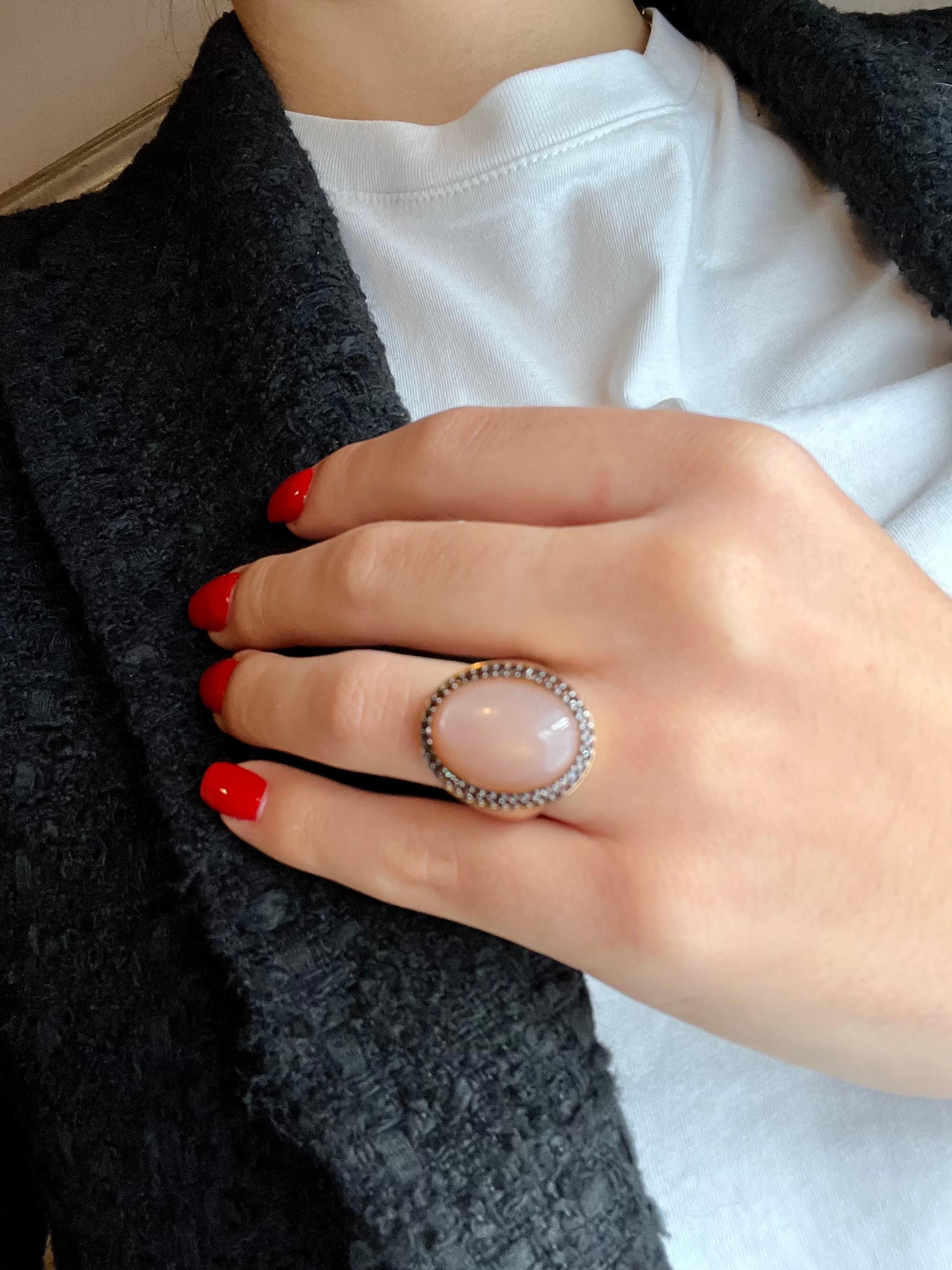 Cocktail Ring Pfirsich Moostone Braun Zirkon Rose Gold 18 Karat im Angebot 3