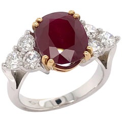 Cocktail Ring Ruby White Diamonds White Gold 18 Karat