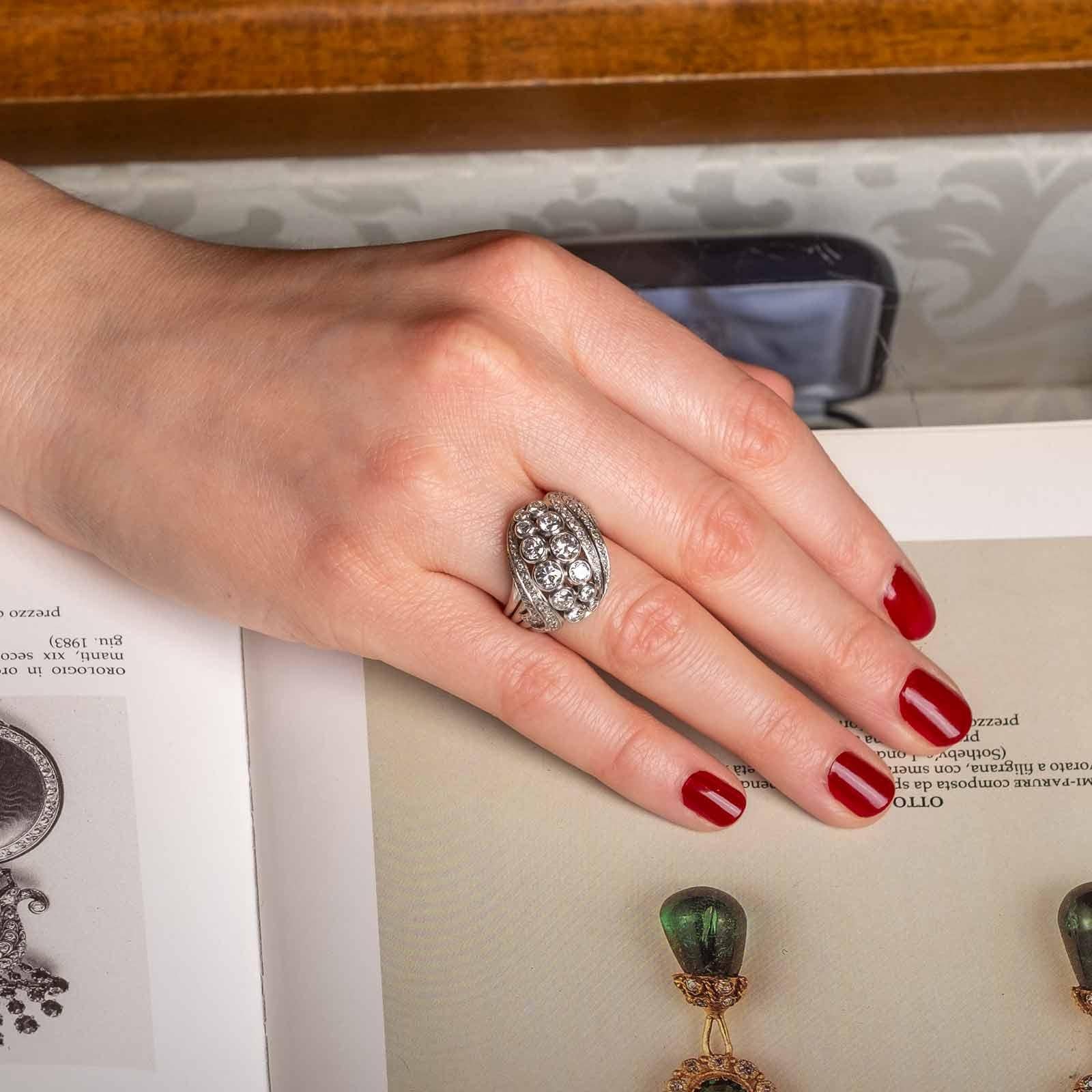 Cocktail Ring set in Platinum and diamonds 1960 For Sale 2