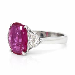 COCKTAIL RING SSEF-zertifiziert Superb Burma Pink Sapphire and Diamond Ring.