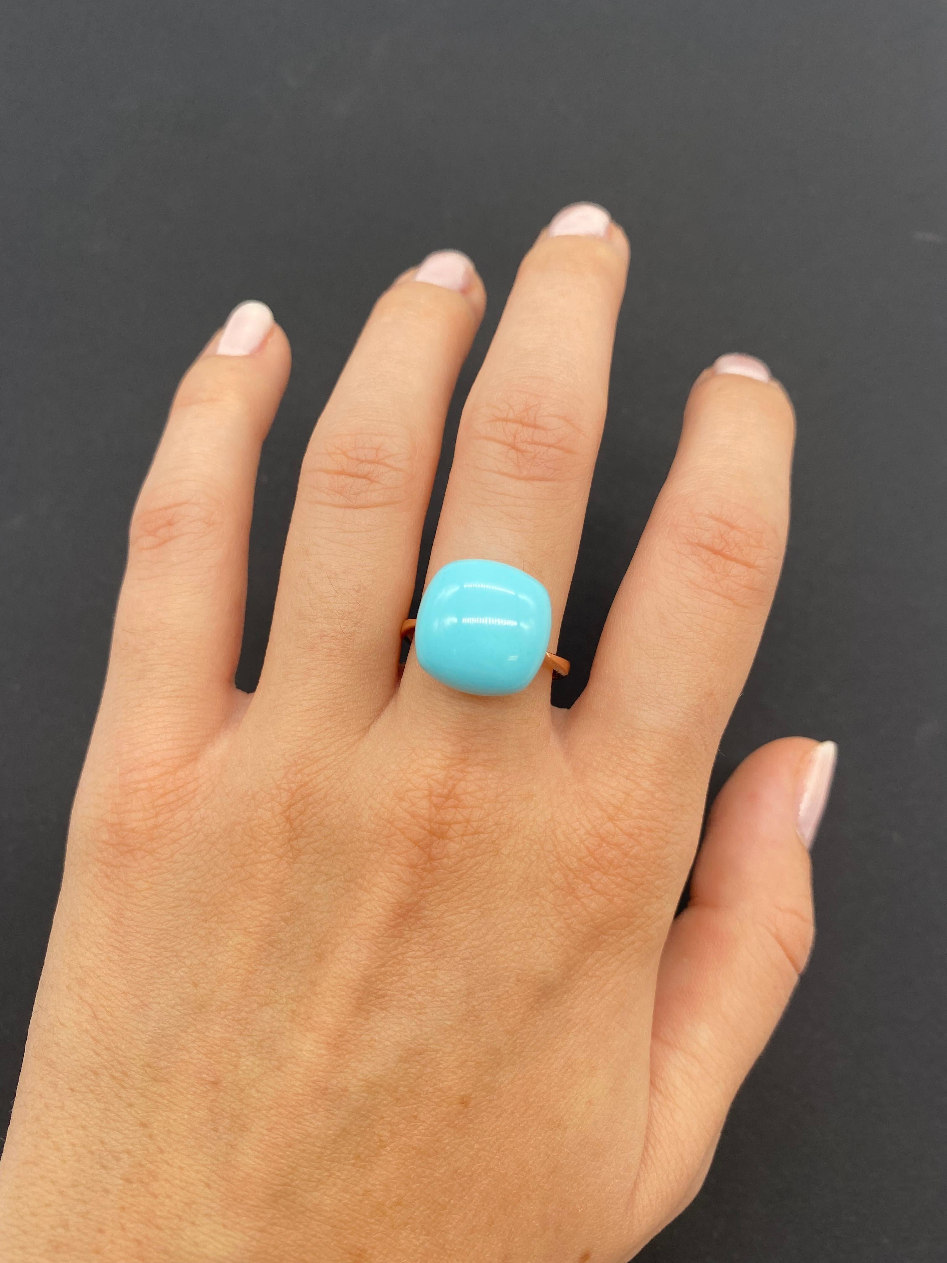 Round Cut Cocktail Ring Turquoise Mother-of-pearl Rose Gold 18 Karat For Sale