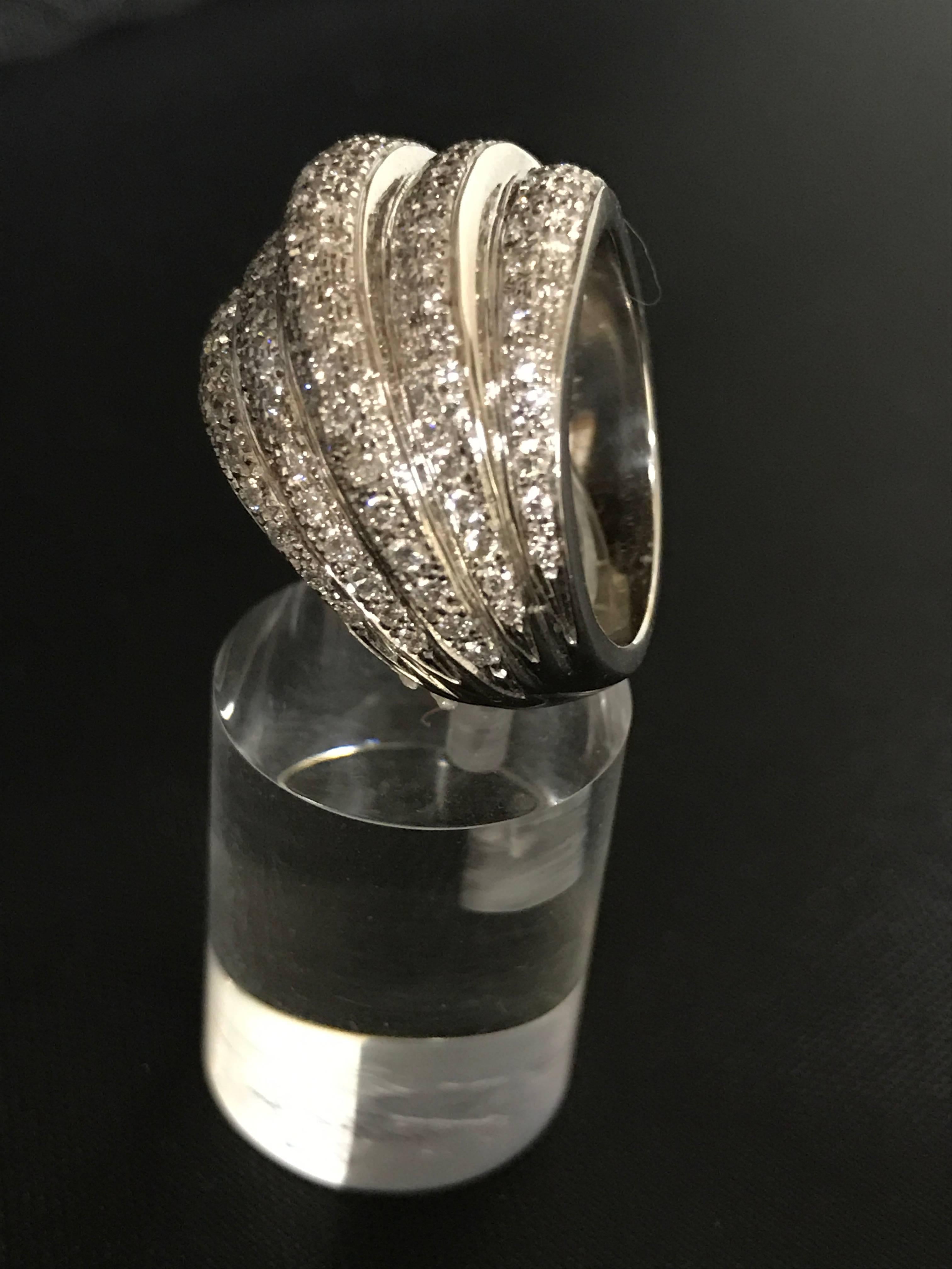 French Cut Cocktail Ring White Diamonds White Gold 18 Karat  For Sale