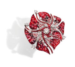 Anello Cocktail in oro bianco con diamanti bianchi e zaffiri decorato a mano con micro-mosaico