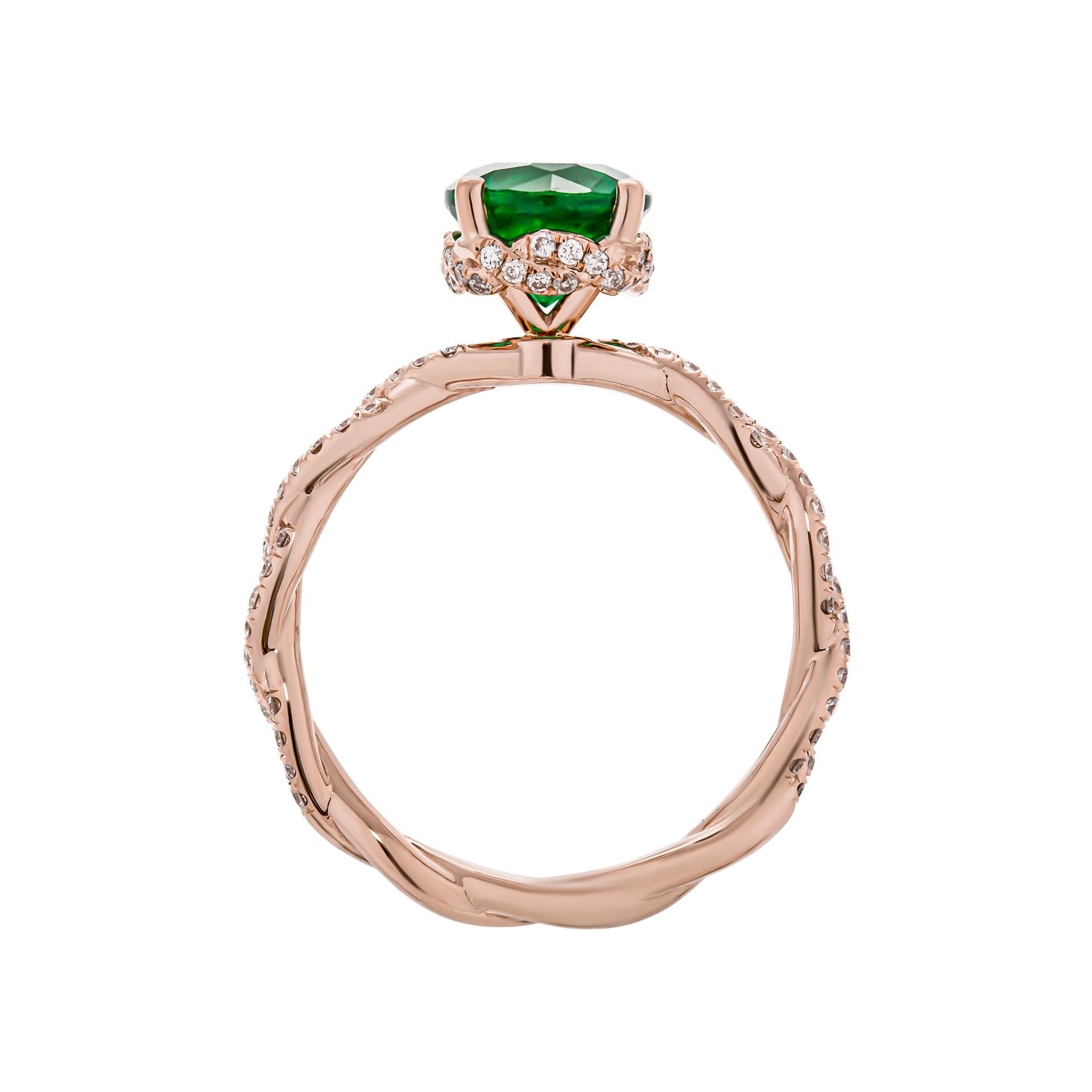 Anello da cocktail con smeraldo verde rotondo da 1,32 carati in oro rosa 14 carati con diamante
Gambo a tortiglione e diamante avvolto a tortiglione per un totale di 1,20ct 
Dimensione: 5.75
Valutazione disponibile su richiesta 

Valore al