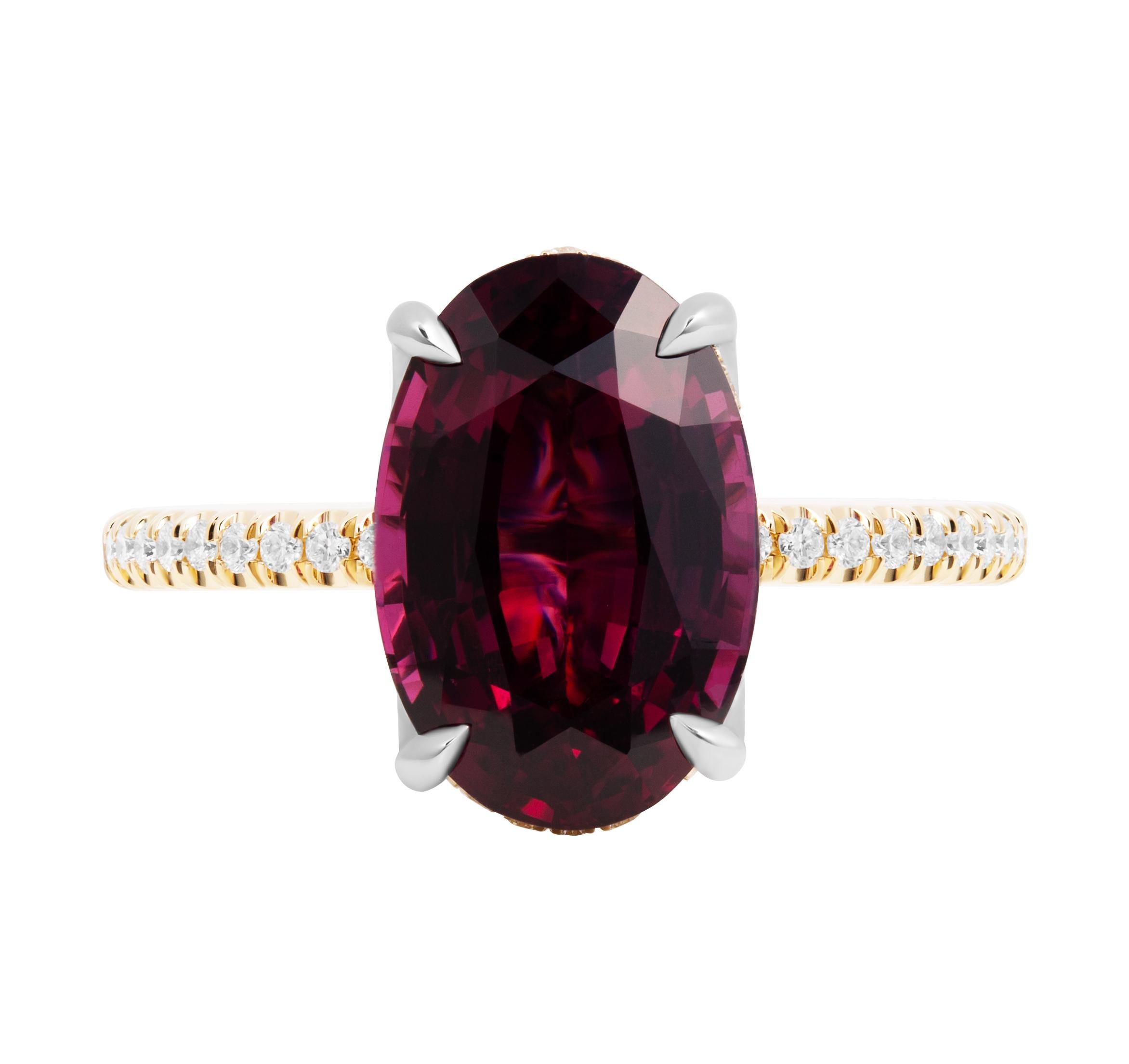 Moderne Bague cocktail avec grenat rhodolite de 5,00 carats en vente