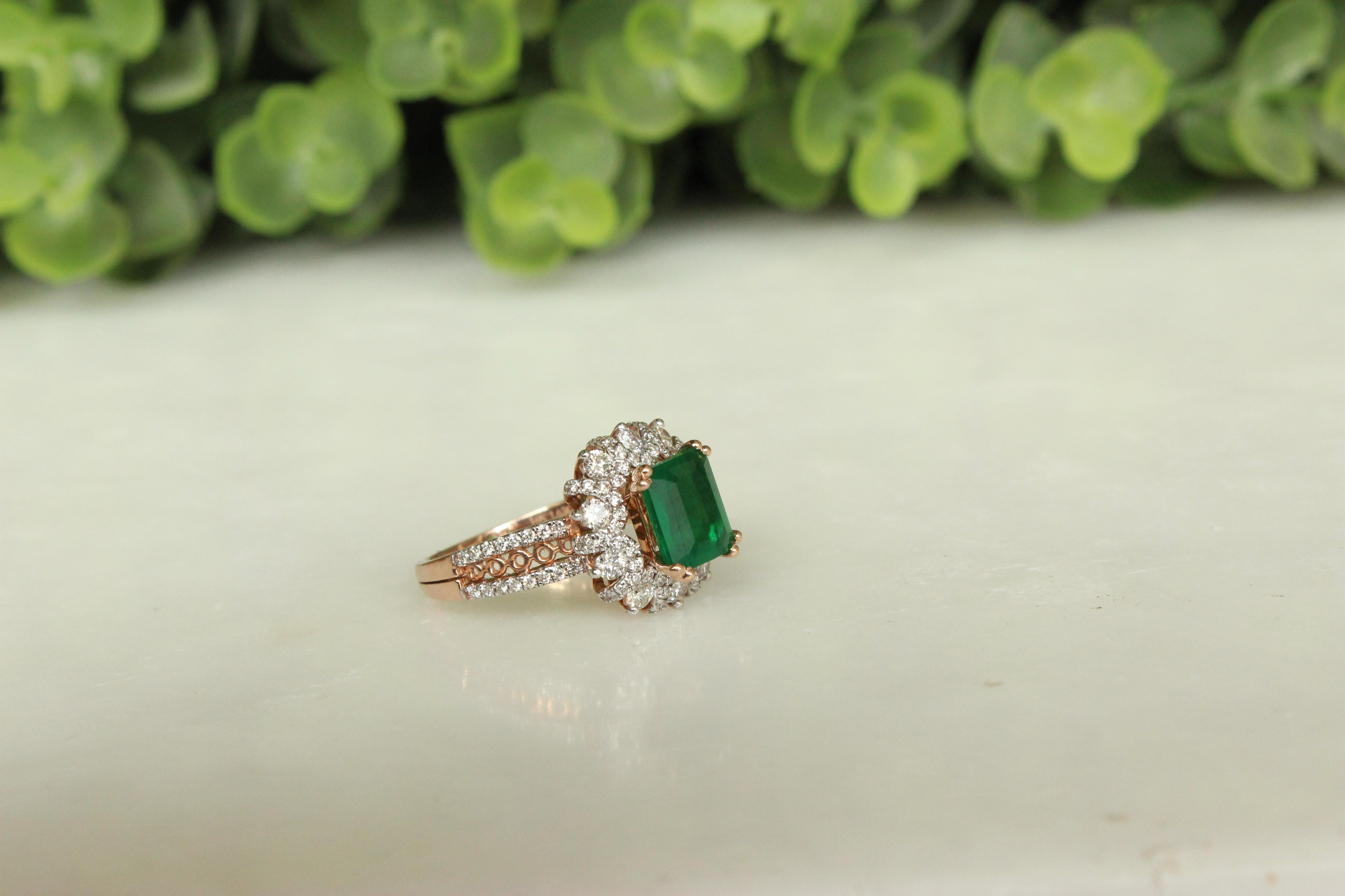For Sale:  Cocktail Ring with a Natural Emerald & Diamonds in 18k Solid Gold 11