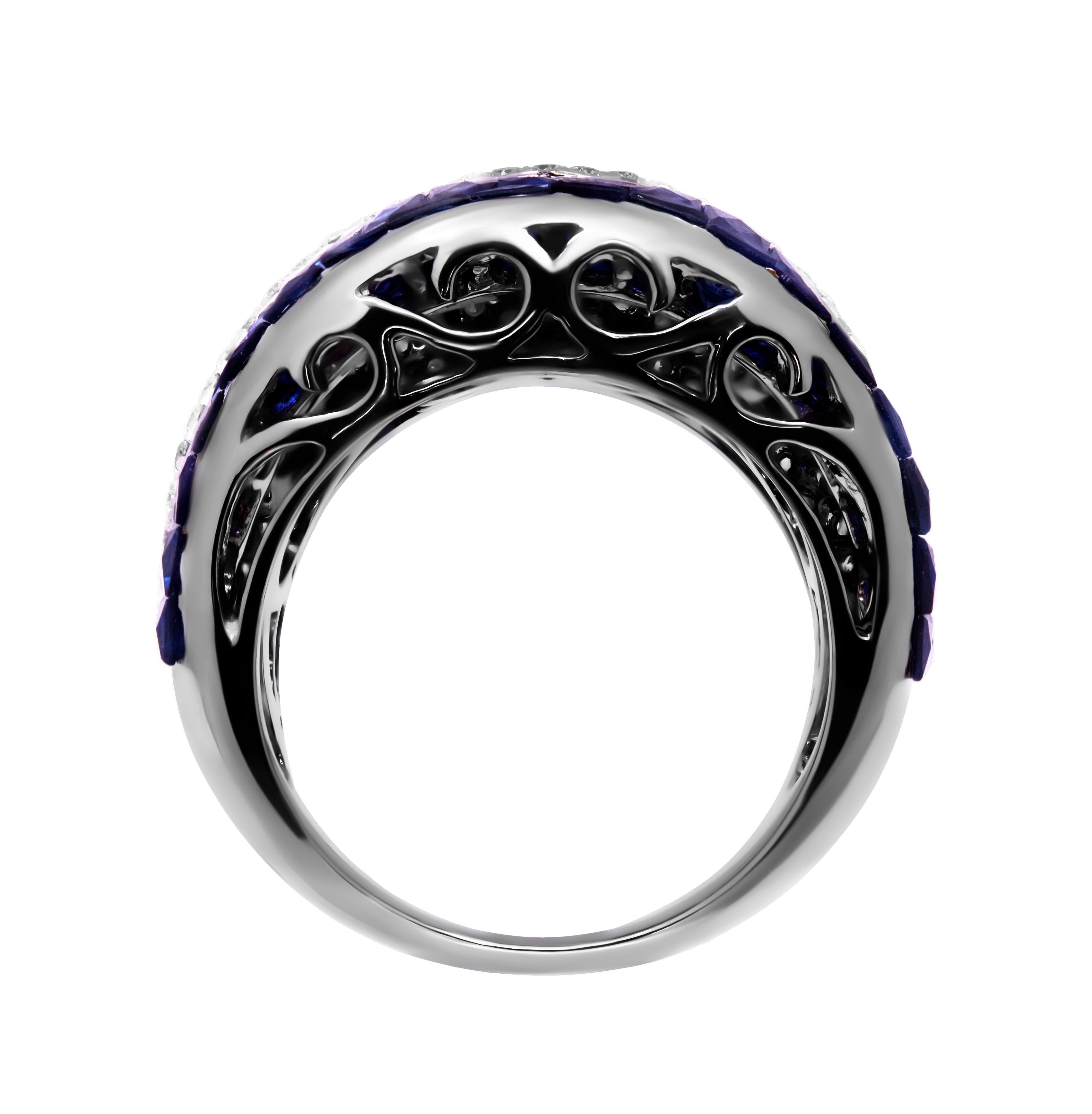 Mixed Cut Cocktail ring with Diamonds and Sapphires For Sale