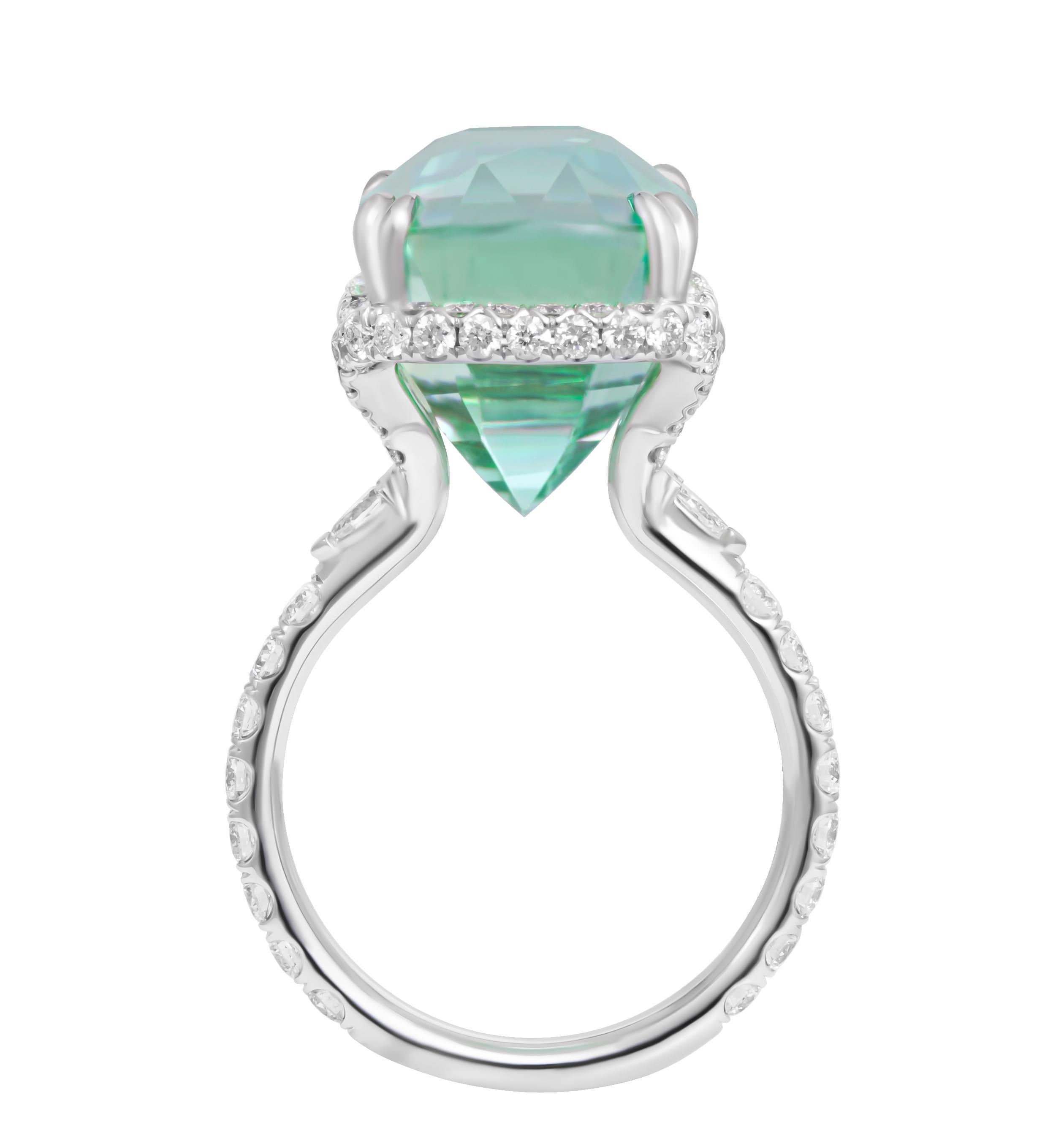 Anillo de cóctel con kunzita menta Moderno en venta