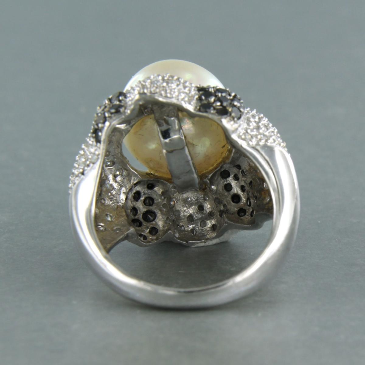 Cocktail Ring with pearl and diamonds up to 1.50ct 14k white gold In Excellent Condition For Sale In The Hague, ZH