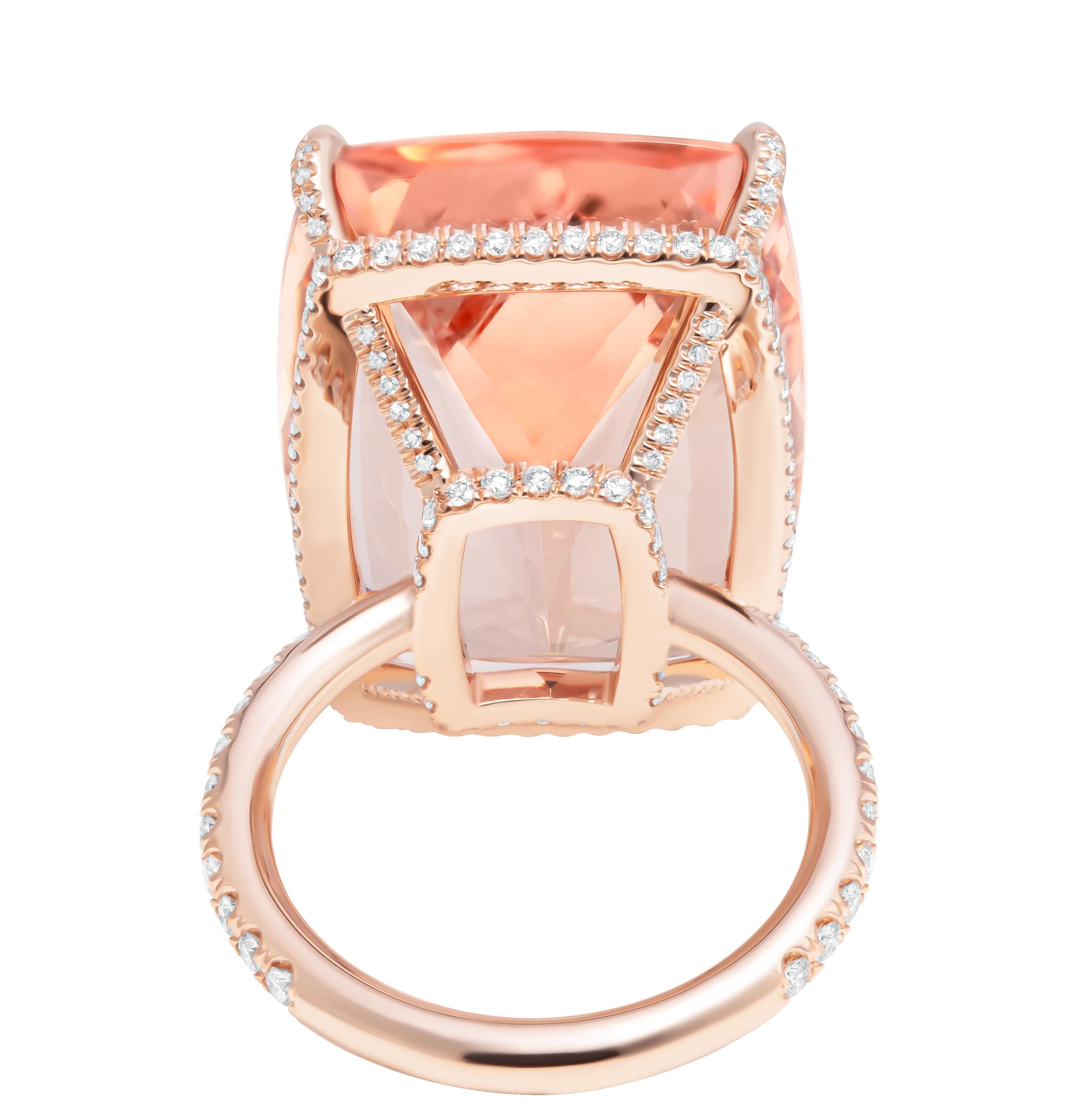 Cocktail Ring with Pink Morganite Moderno en venta