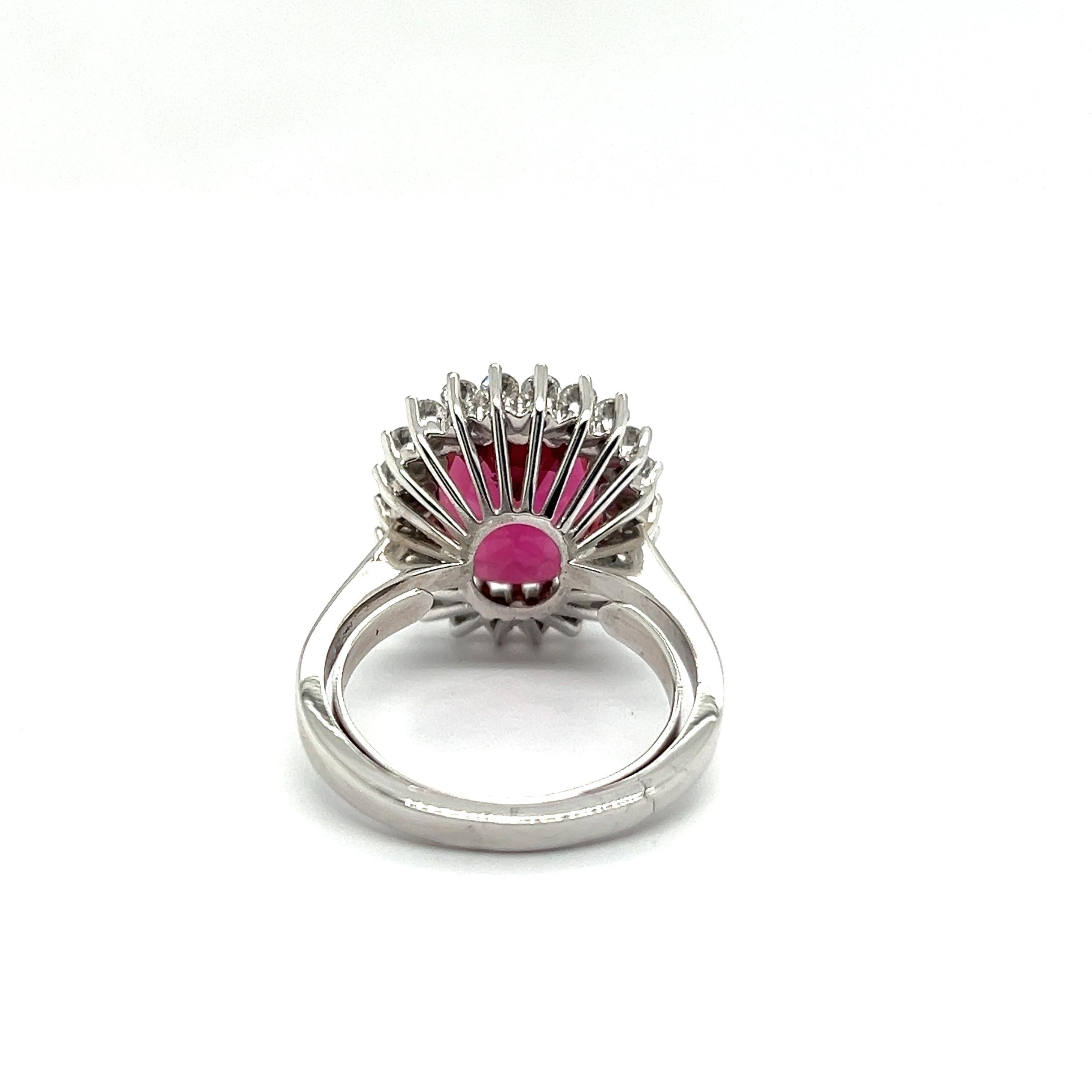  Cocktail Ring with Pink Tourmaline & Diamond in 18 Karat White Gold For Sale 3
