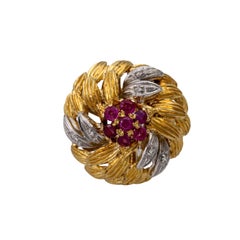 Vintage Cocktail ring with rubies