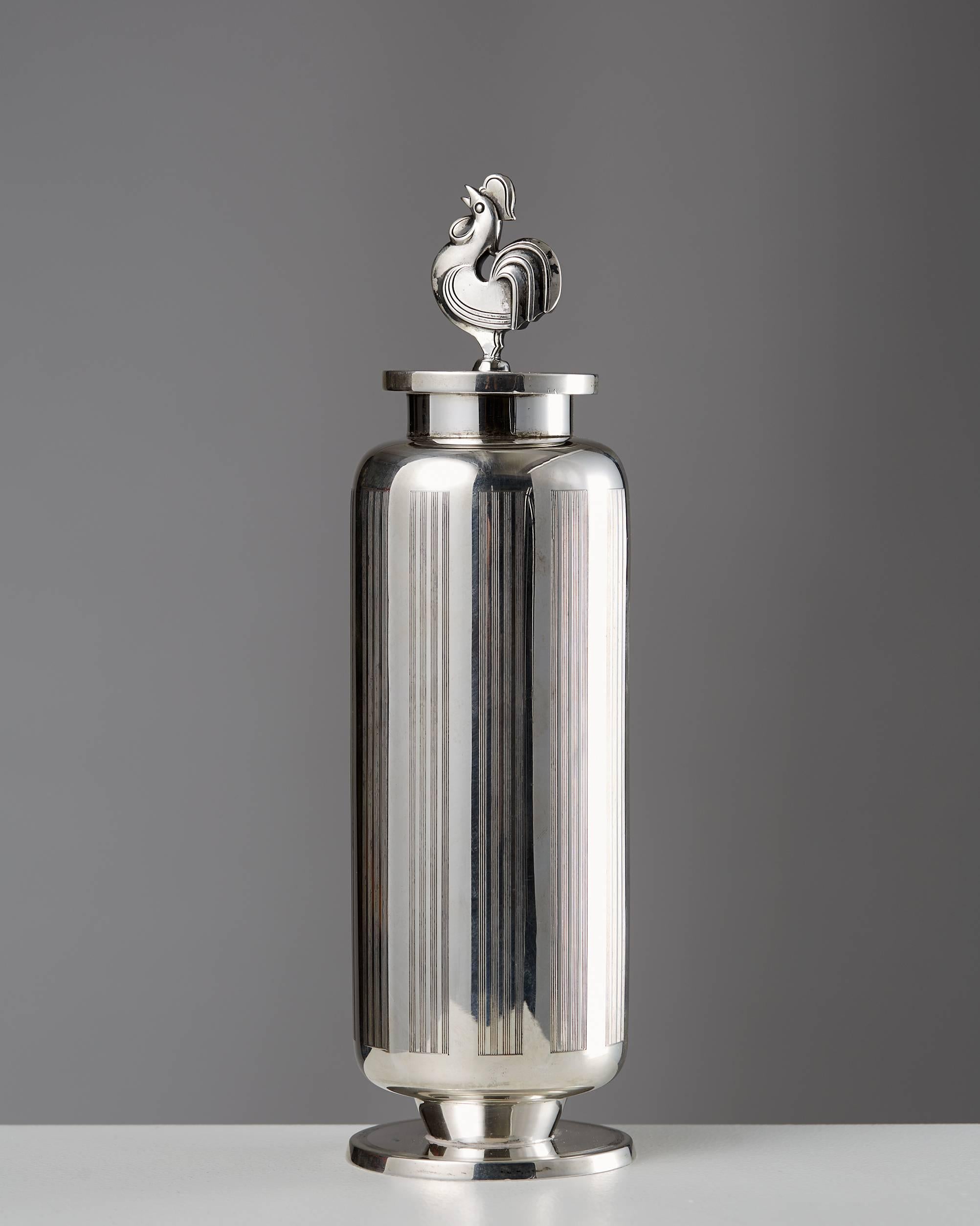 Cocktail shaker designed by David Andersen, 
Norway, 1960s. 
Sterling silver.

Measure: H 28 cm/ 11''.