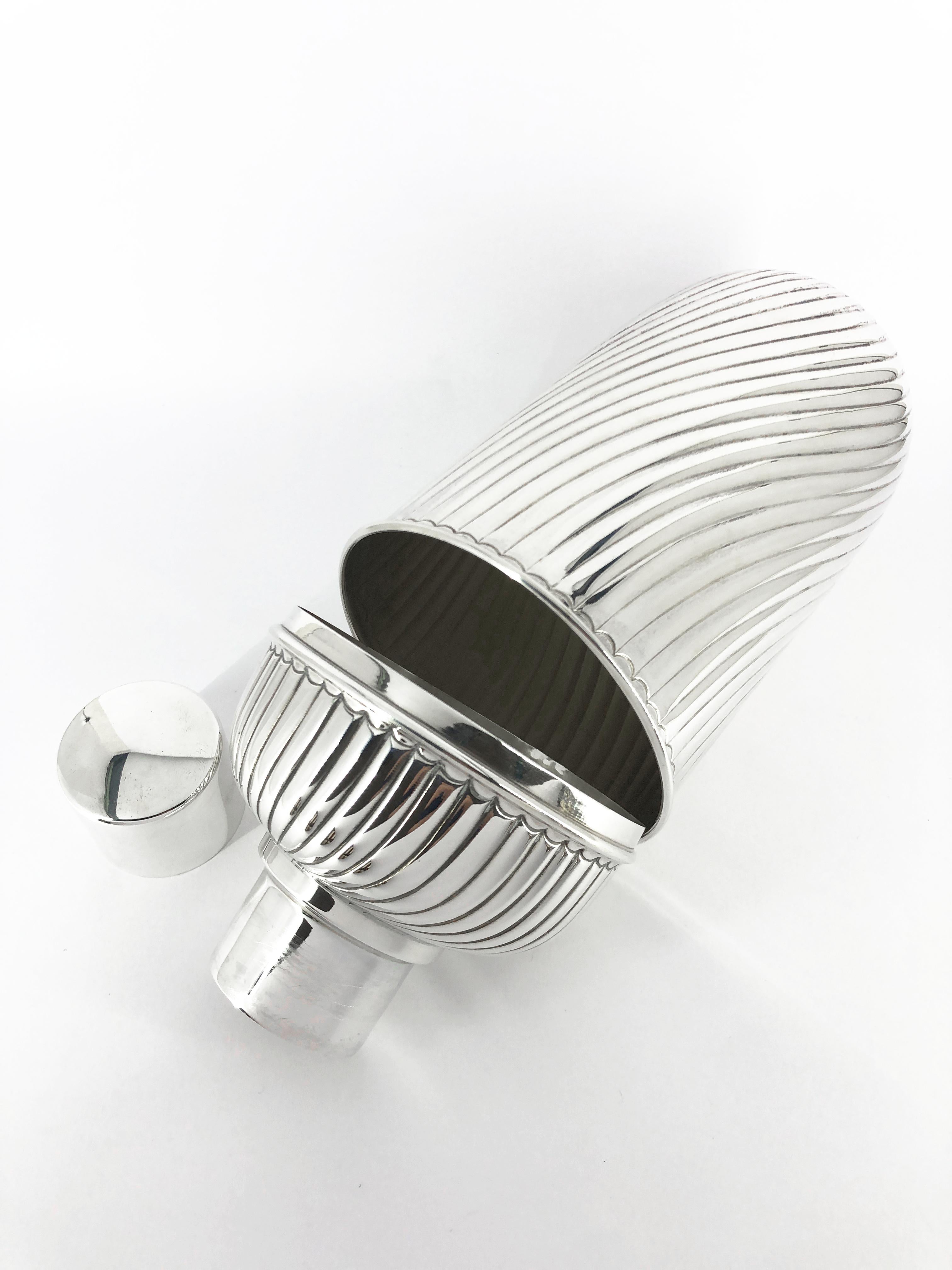 Silver cocktail shaker 800 For Sale 9