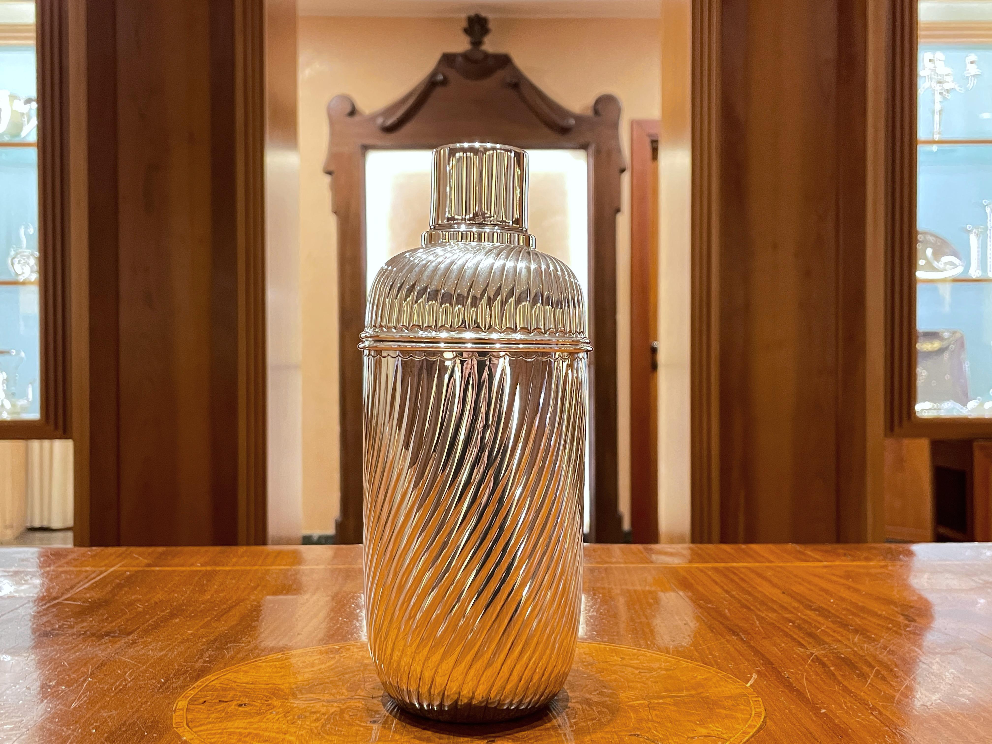 Men's Silver cocktail shaker 800 For Sale