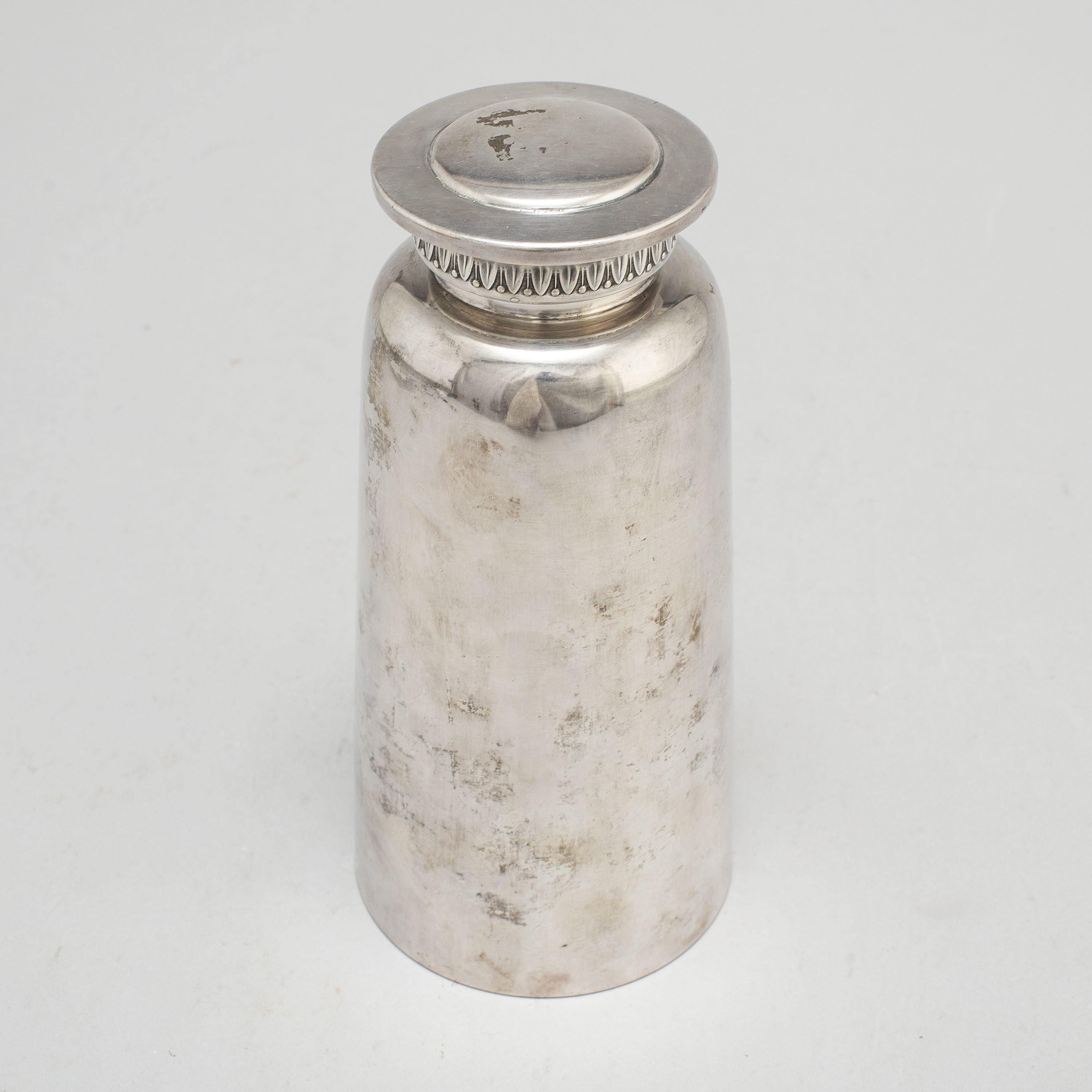 Cocktail Shaker, Silver Plate, Sweden, 1930s In Good Condition In Los Gatos, CA