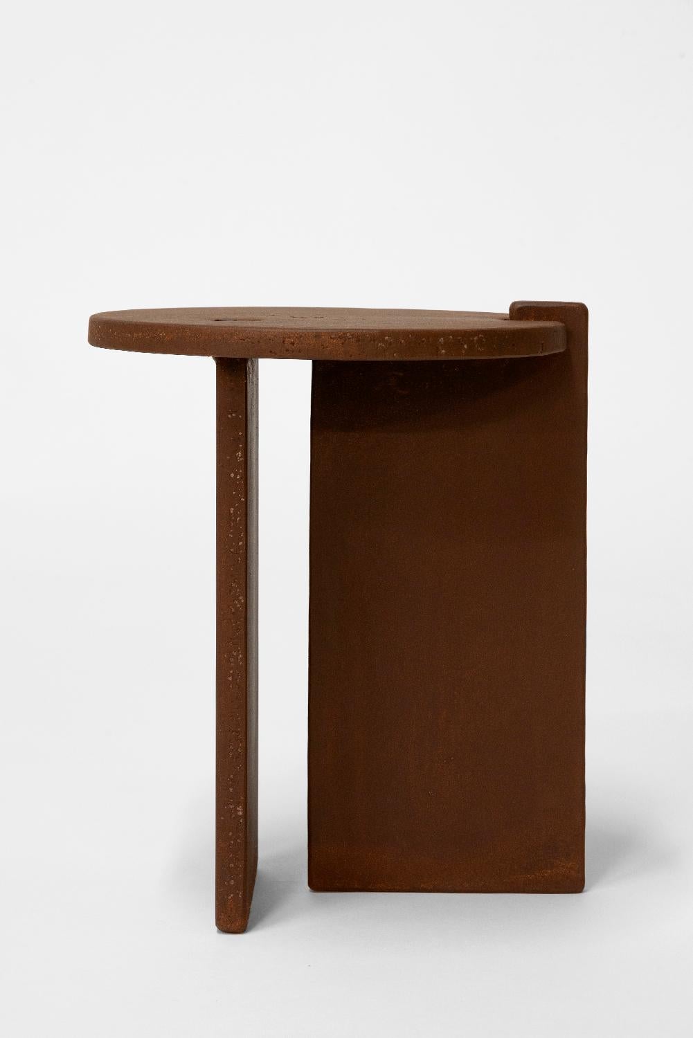 Américain Cocktail Side Table Modern Contemporary Round Handmade Corten Rust Steel (Table d'appoint pour cocktails) en vente