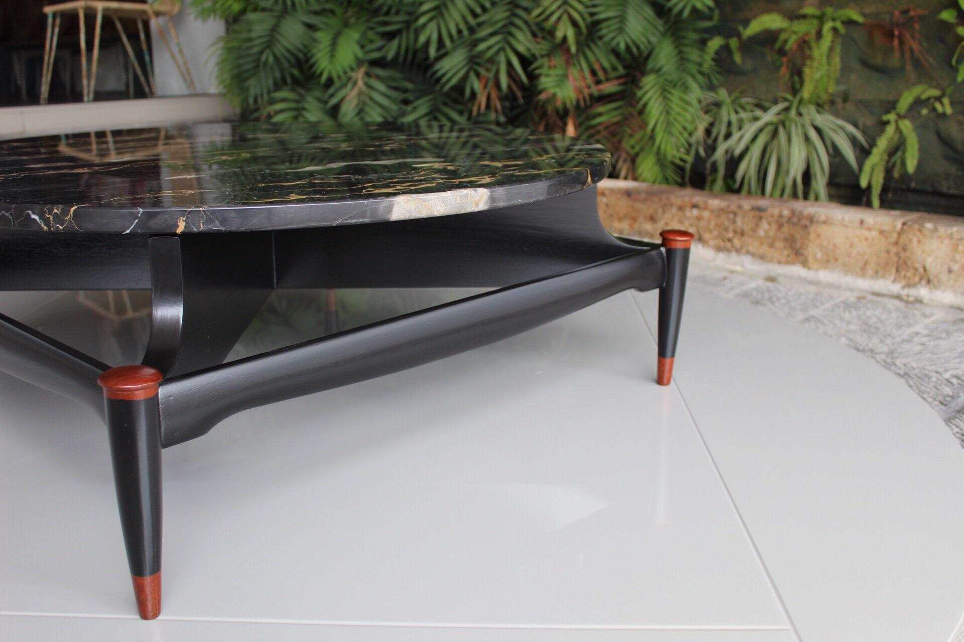 Mid-20th Century Cocktail Table in Black Portoro Marble and Mahogany by Frank Kyle