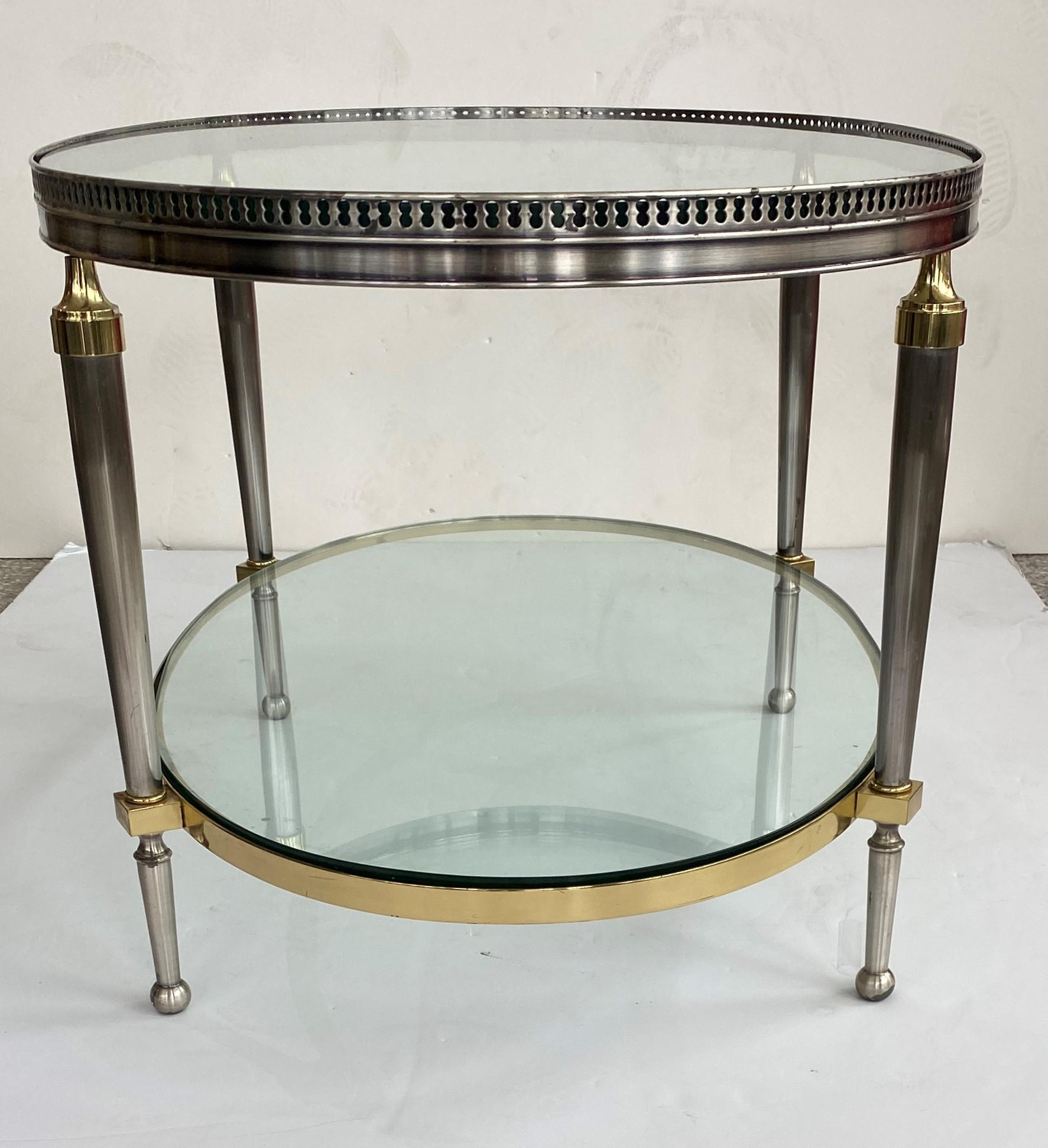 20ième siècle Table à cocktail en acier et laiton par Trouvailles en vente