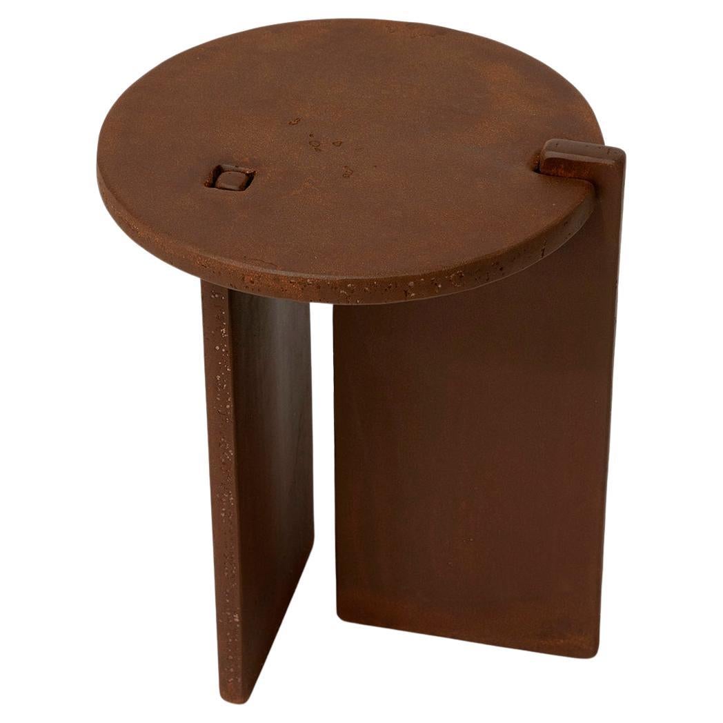 Moderner handgefertigter, runder, handgefertigter Cocktailtisch aus rostfarbenem Corten-Stahl im Angebot