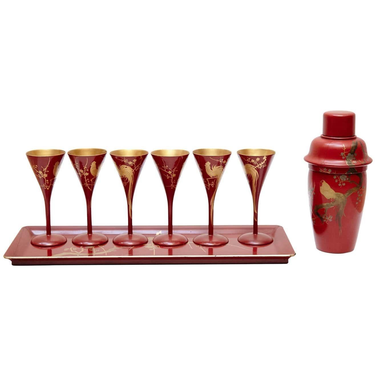 Juego de Cóctel Urushi Japonés Lacado Rojo de Inglaterra, circa 1910 en venta 10