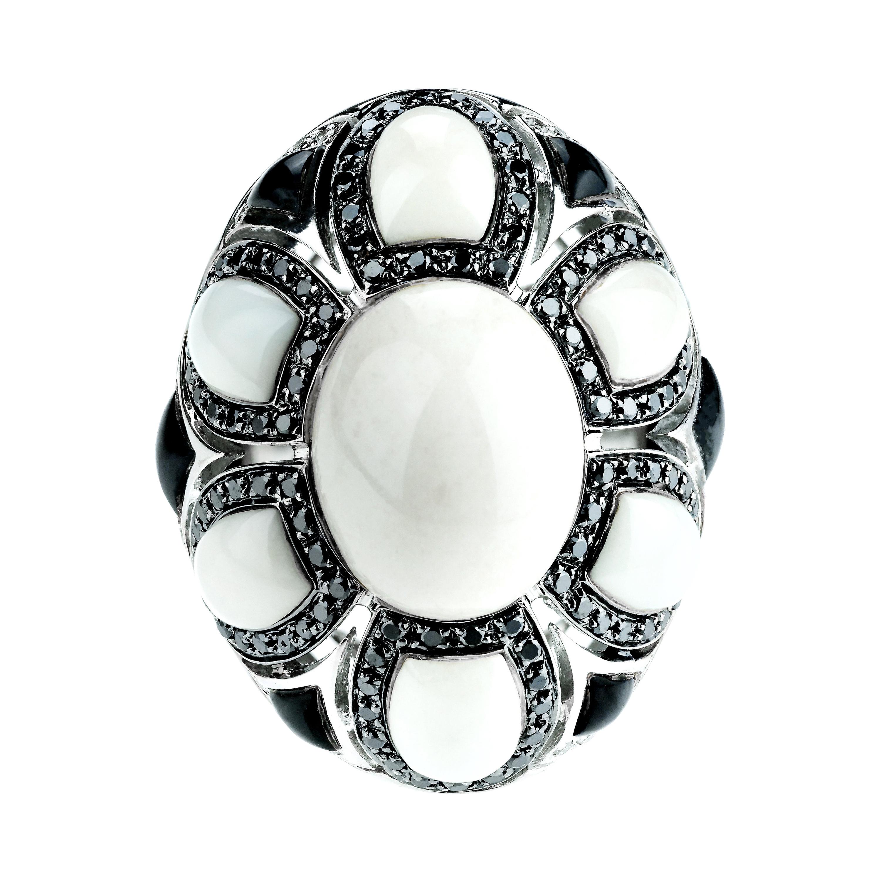 Cocktail Ring with Black and White Diamonds in 18 Karat Gold by Enrico Dani For Sale