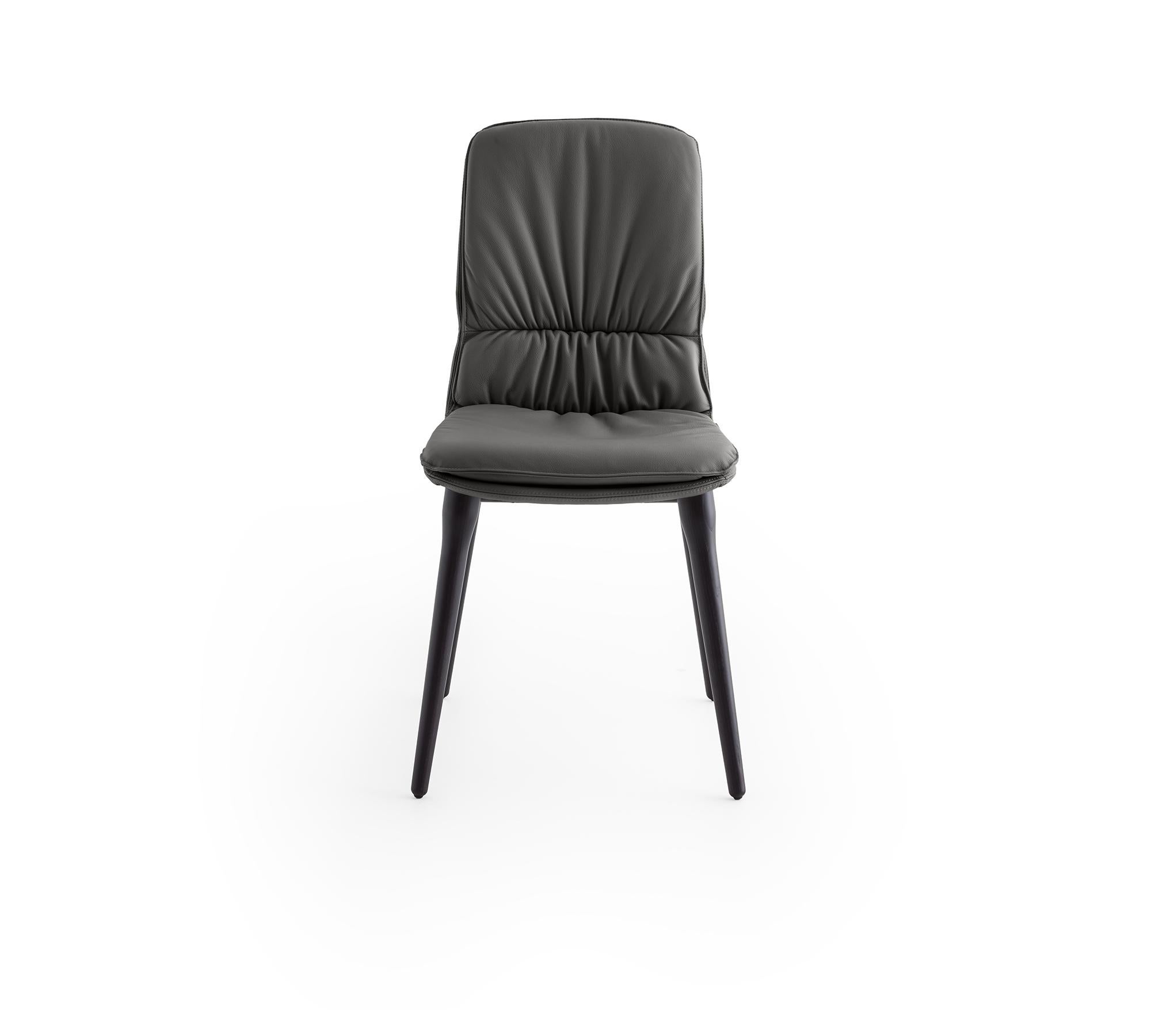 Coco Anthrazit leder und eiche dunkel stuhl von Morica Design im Angebot 3