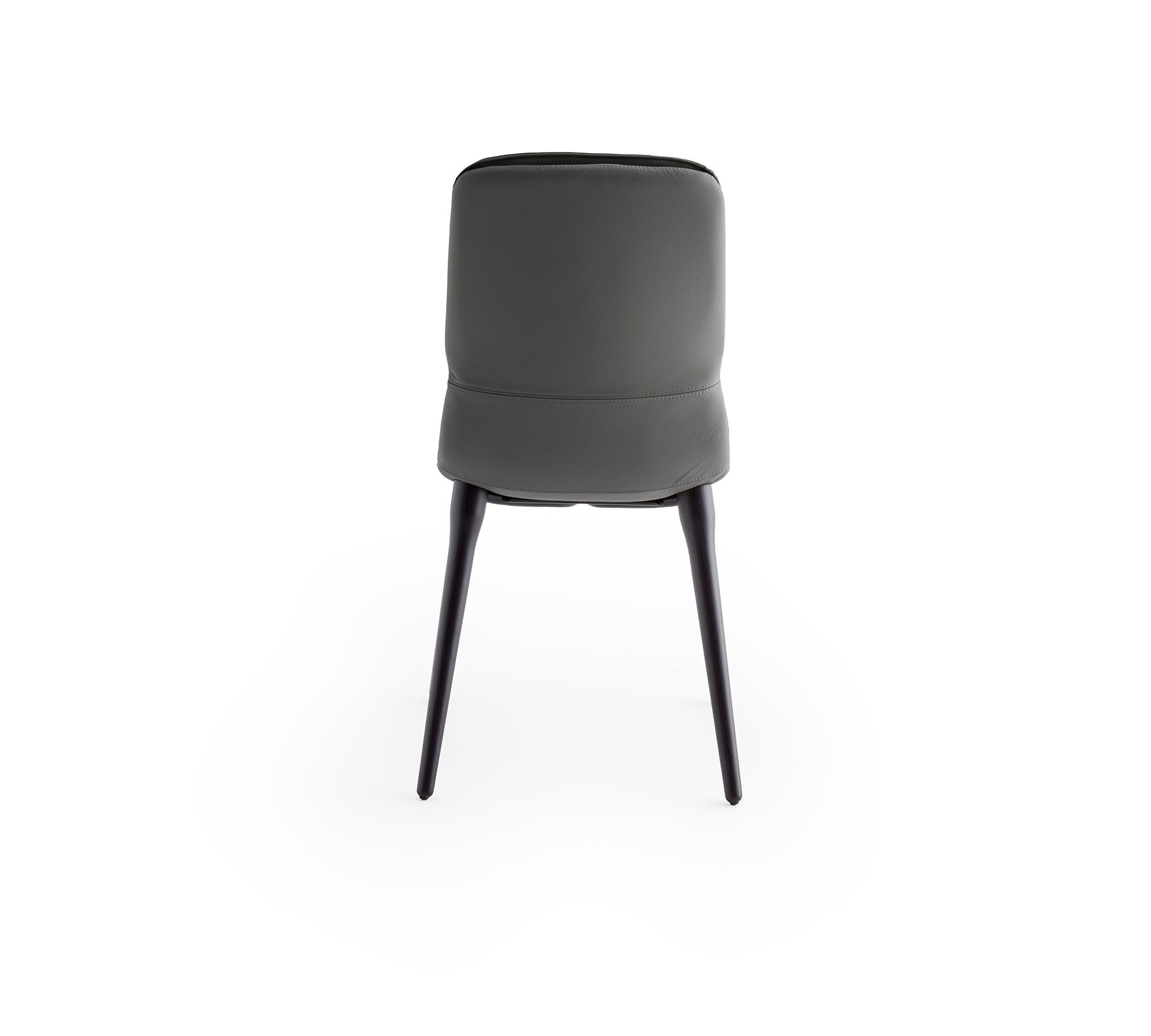 Coco Anthrazit leder und eiche dunkel stuhl von Morica Design im Angebot 4