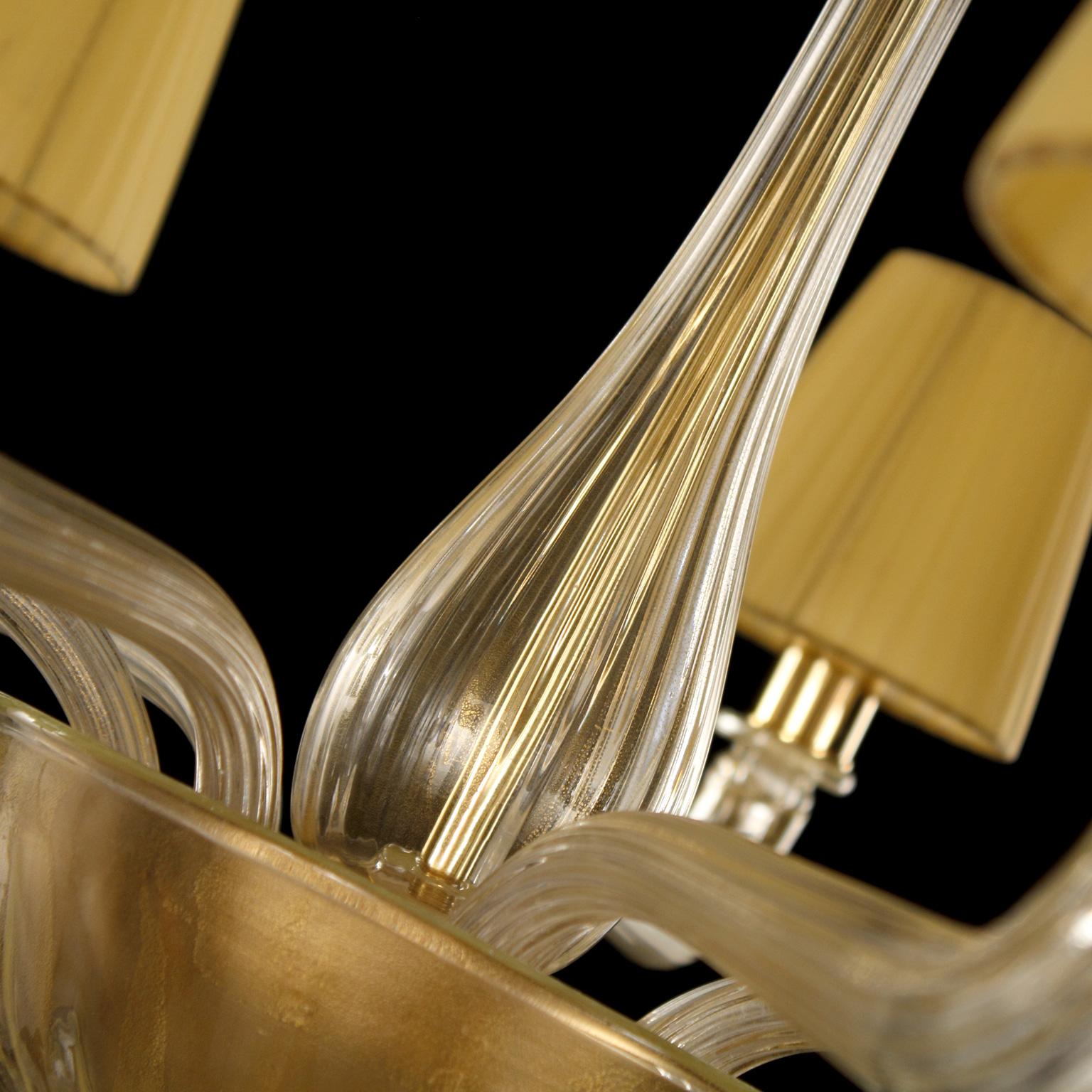 Lustre du 21e siècle à 7 bras en verre de Murano à feuilles d'or, abat-jours par Multiforme Neuf - En vente à Trebaseleghe, IT