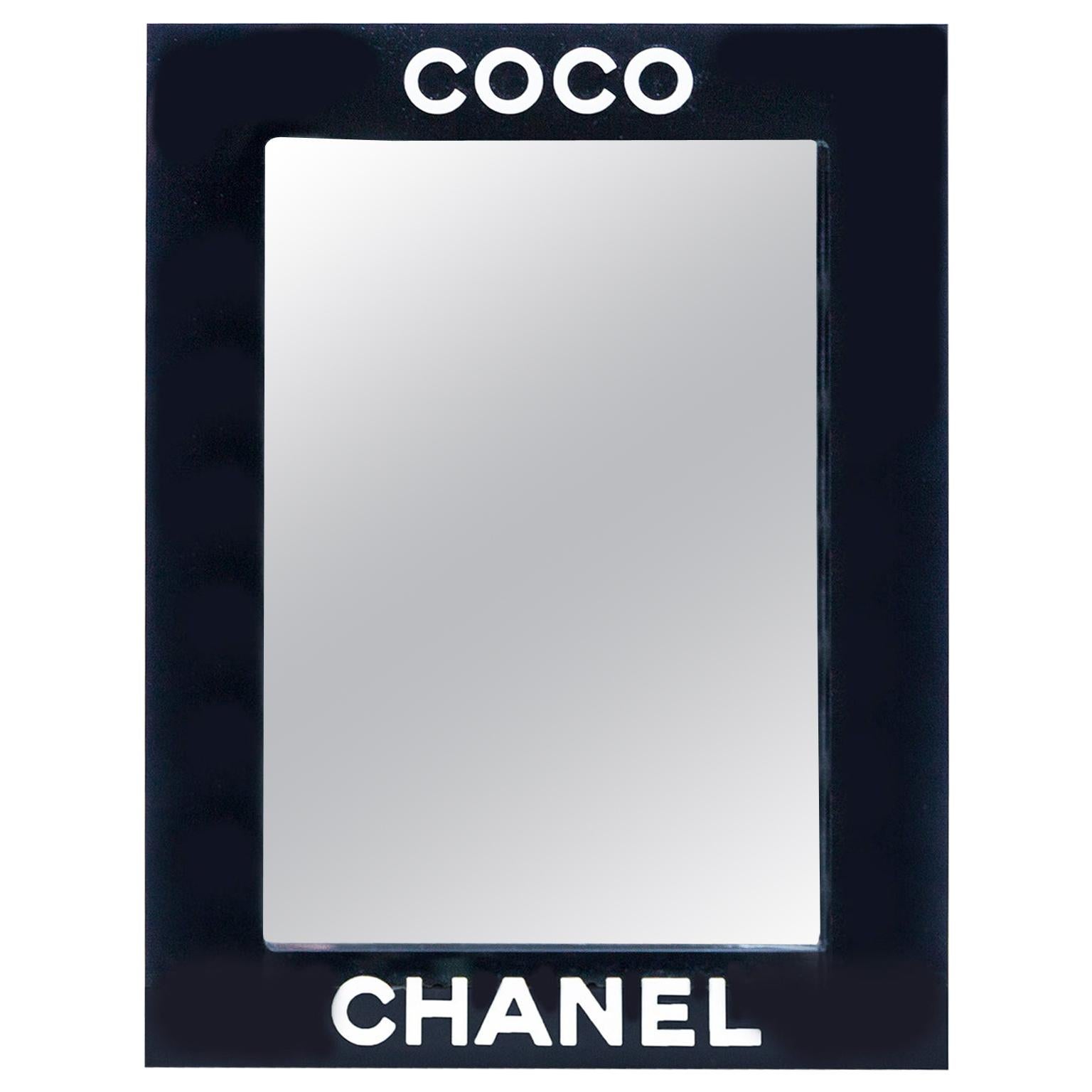 Coco Chanel Wandspiegel aus Acryl