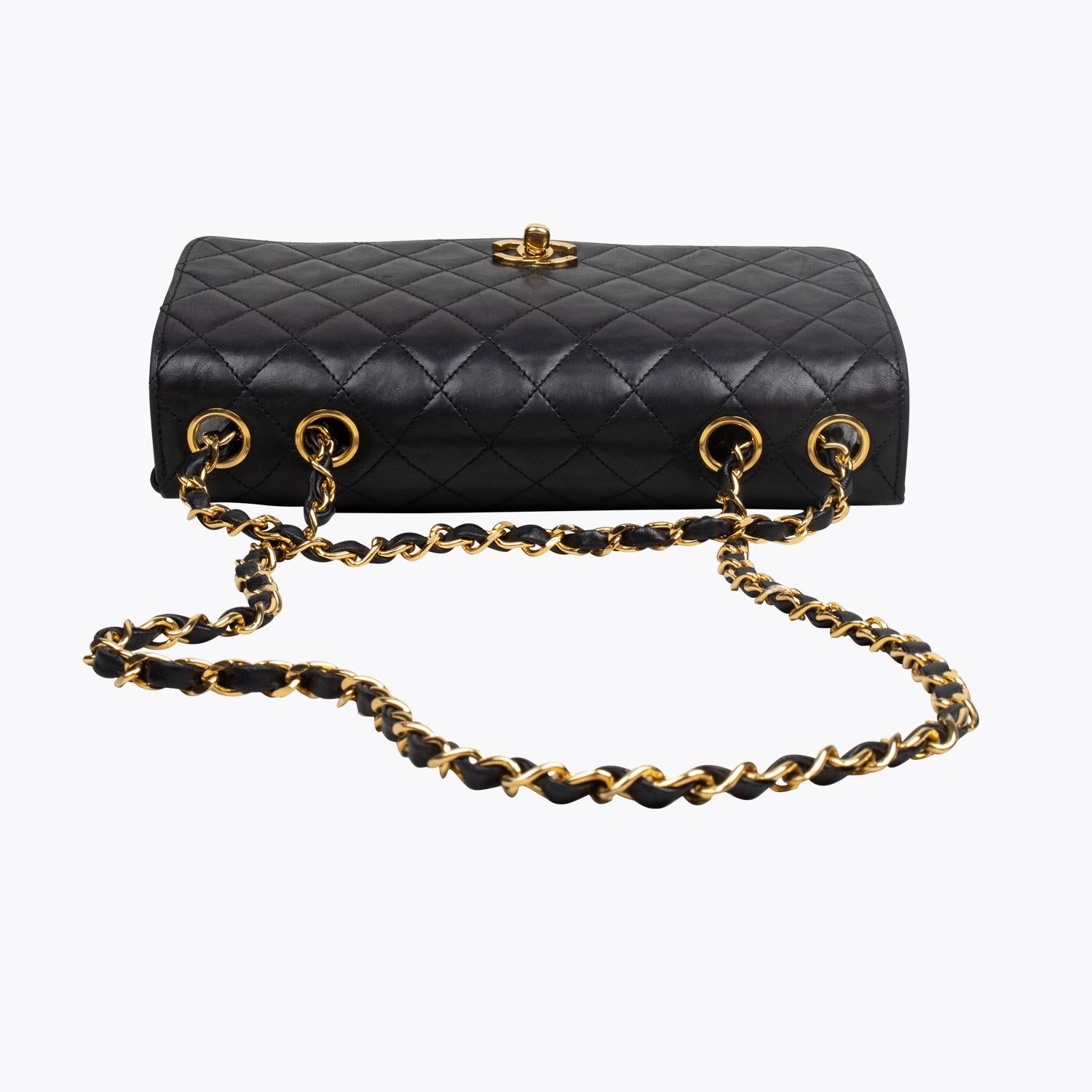 Women's Coco Chanel Classic Single Flap Bag