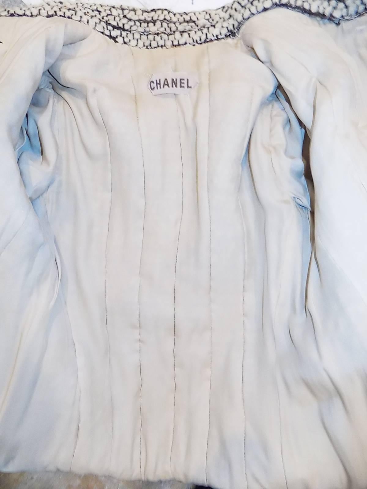Coco Chanel Haute Couture Coat with belt, 1979 For Sale 4